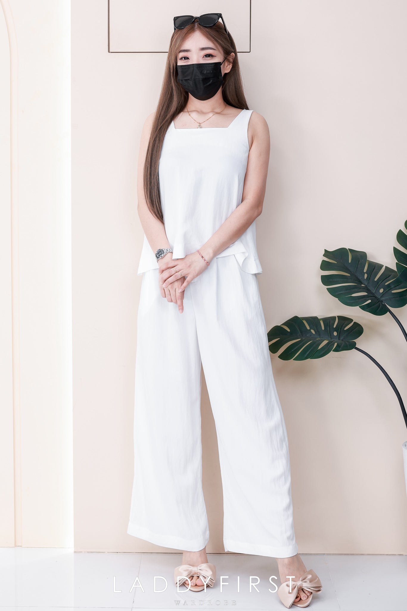 【SS7999】高品质两件式韩版简约时尚套装 宽松无袖上衣➕松紧腰弹力直筒阔脚长裤，有口袋 ❤️❤️