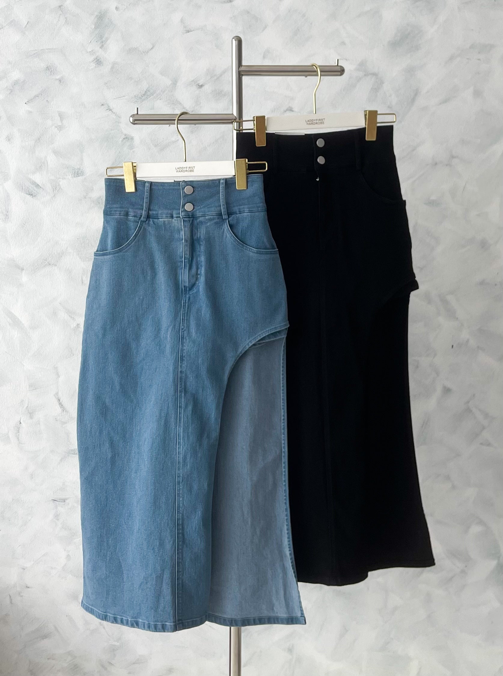 【L5806】高品质韩版COTTON JEANS半边露腿牛仔高腰裙子，内层有短裤，有口袋 ❤️❤️