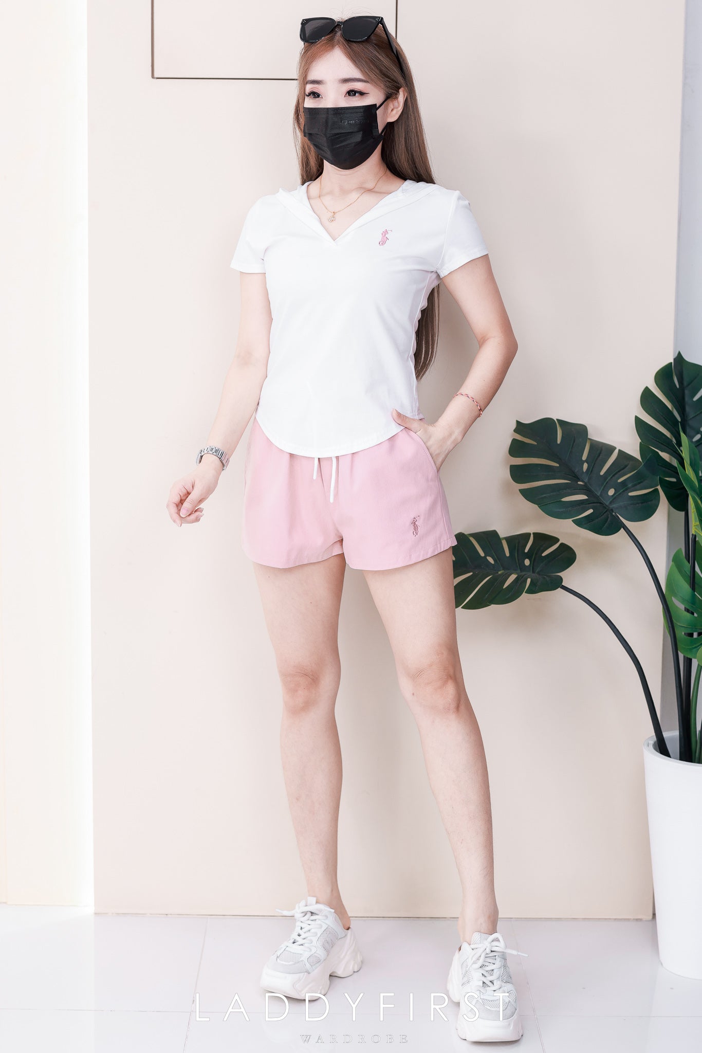 【SS88341】高品质两件简约日常休闲百搭套装 Polo刺绣短袖上衣➕松紧腰弹力牛仔高腰百搭短裤，有口袋 ❤️❤️【C-R1-C2】