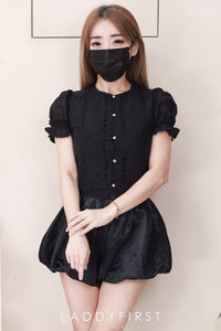 【SS8237531】高品质两件式桐花拼接缎面时尚套装 泡泡袖桐花上衣➕缎面花苞高腰百搭短裤 ❤️❤️ 【A-R1-C4】