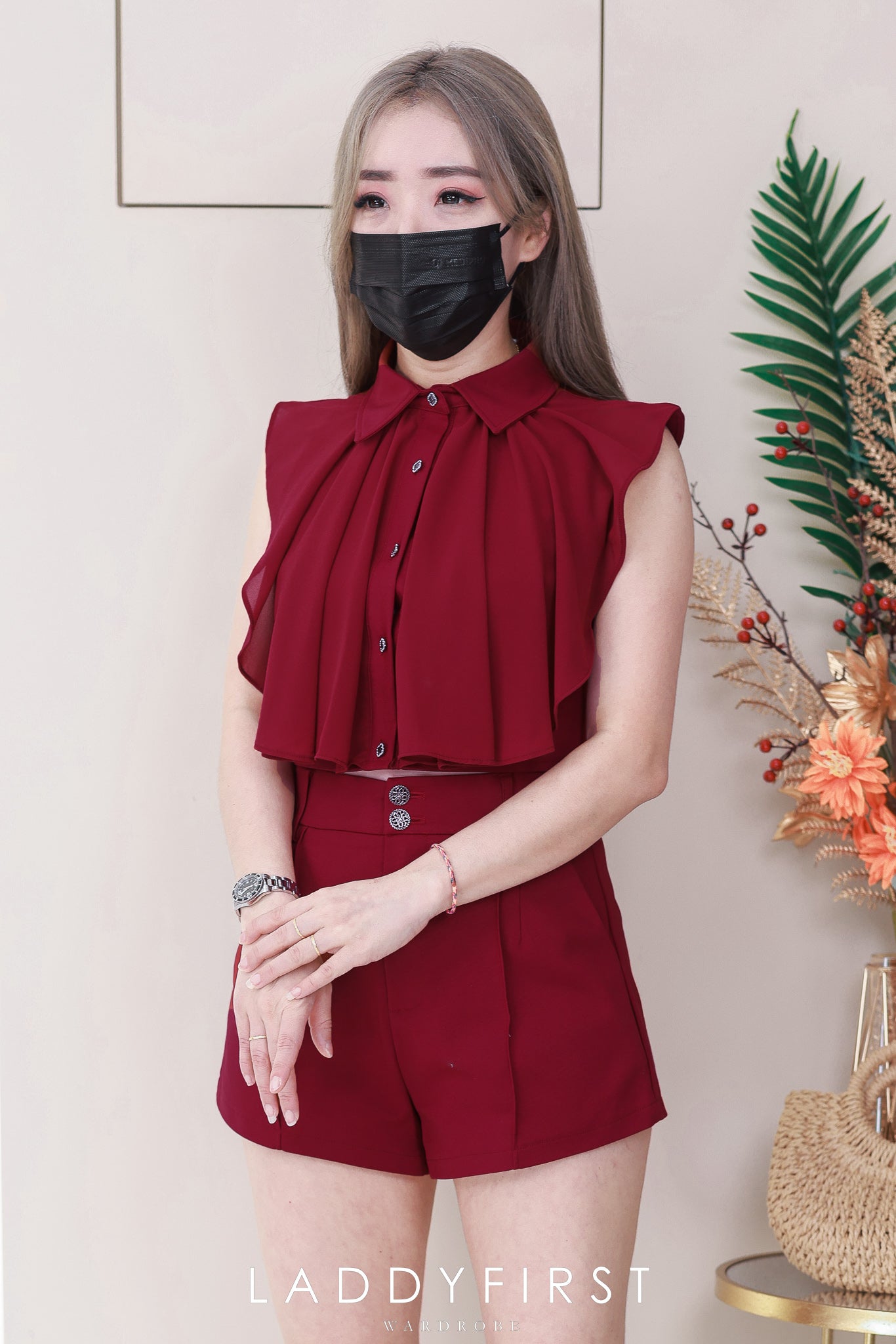 【SS3516】【LFW独家小圆饼】高品质两件式时尚百搭西装套装 翻领西装拼接雪纺上衣➕西装高腰百搭短裤，有口袋 ❤️❤️
