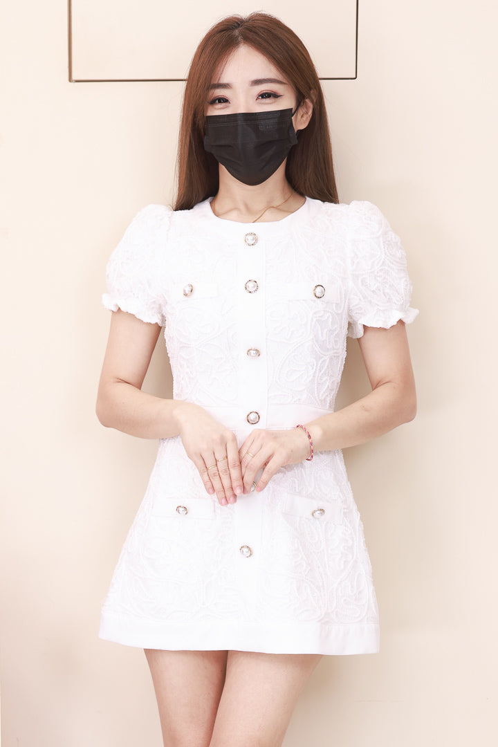 【D3503】🌸 LFW独家小圆饼 🌸  高品质高端精致名媛轻奢水溶蕾丝身上裙子，内层有里布短裤 ❤️❤️【F-R1-C1】