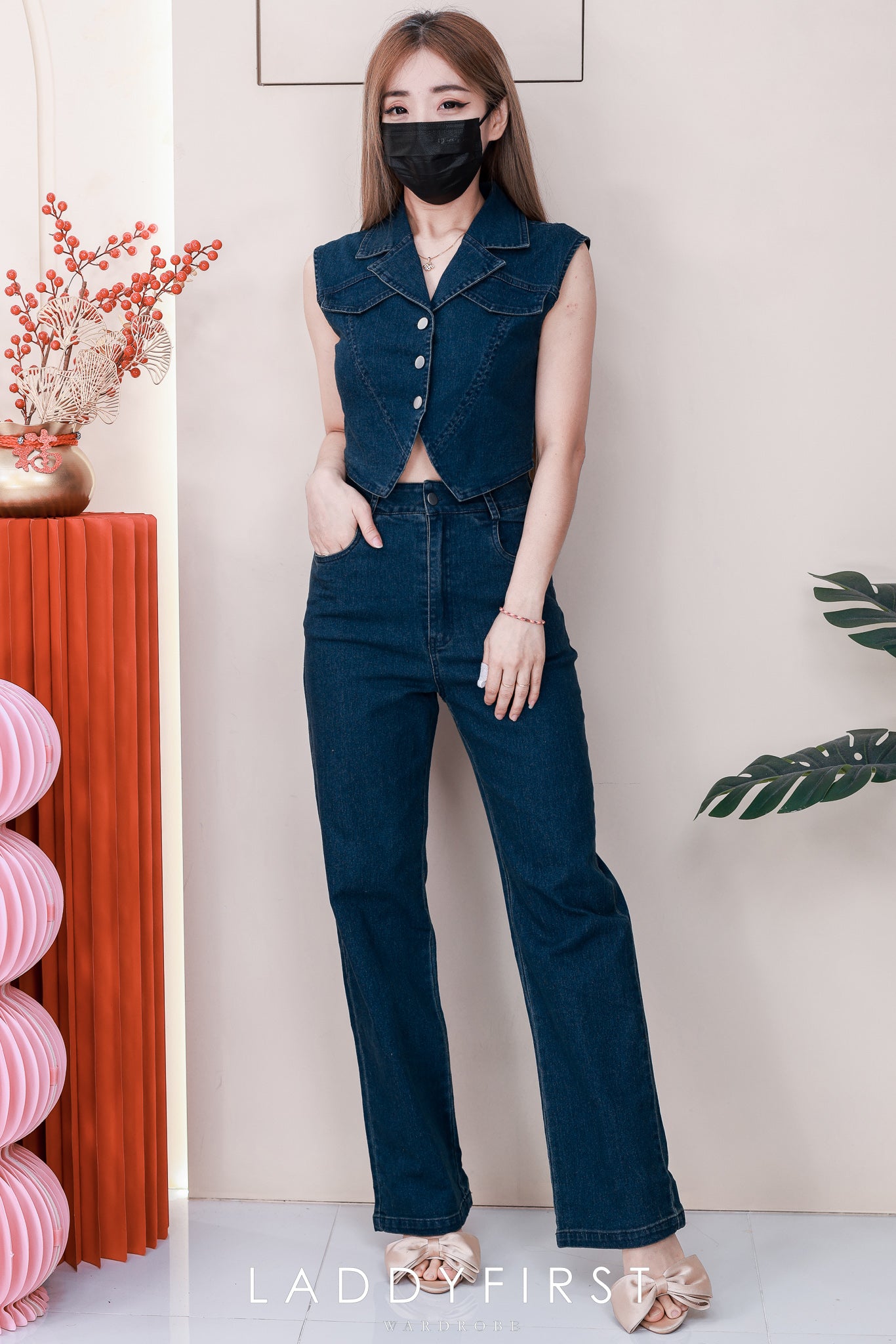 【SS520263】高品质质两件式韩式御姐风马甲式COTTON JEANS牛仔套装 马甲式牛仔上衣➕牛仔直筒高腰长裤，有口袋❤️❤️