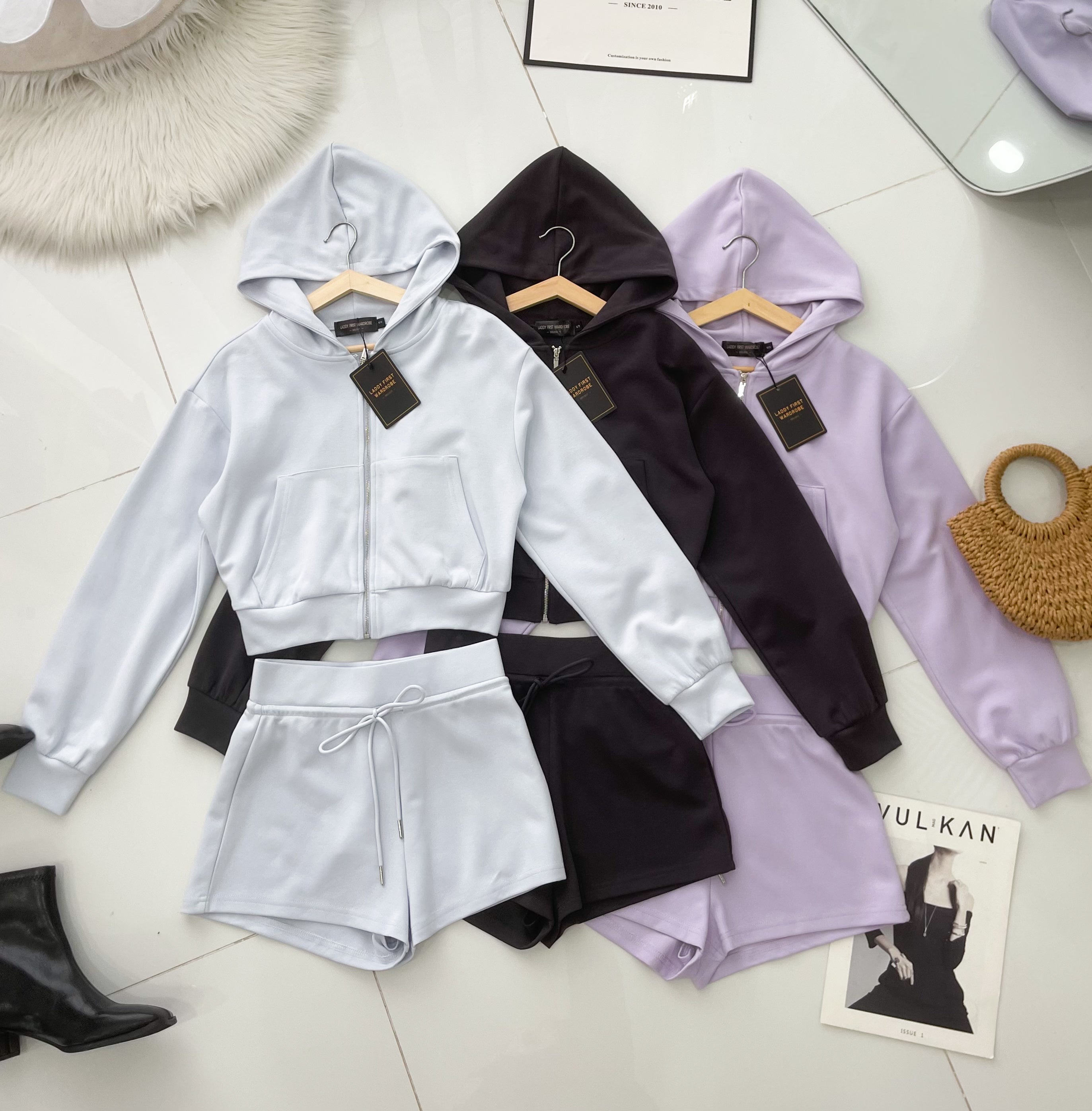 【SS3530】独家爆款高品质纯棉连帽简约休闲运动装百搭套装 连帽长袖上衣➕松紧腰弹力百搭短裤 ❤️❤️