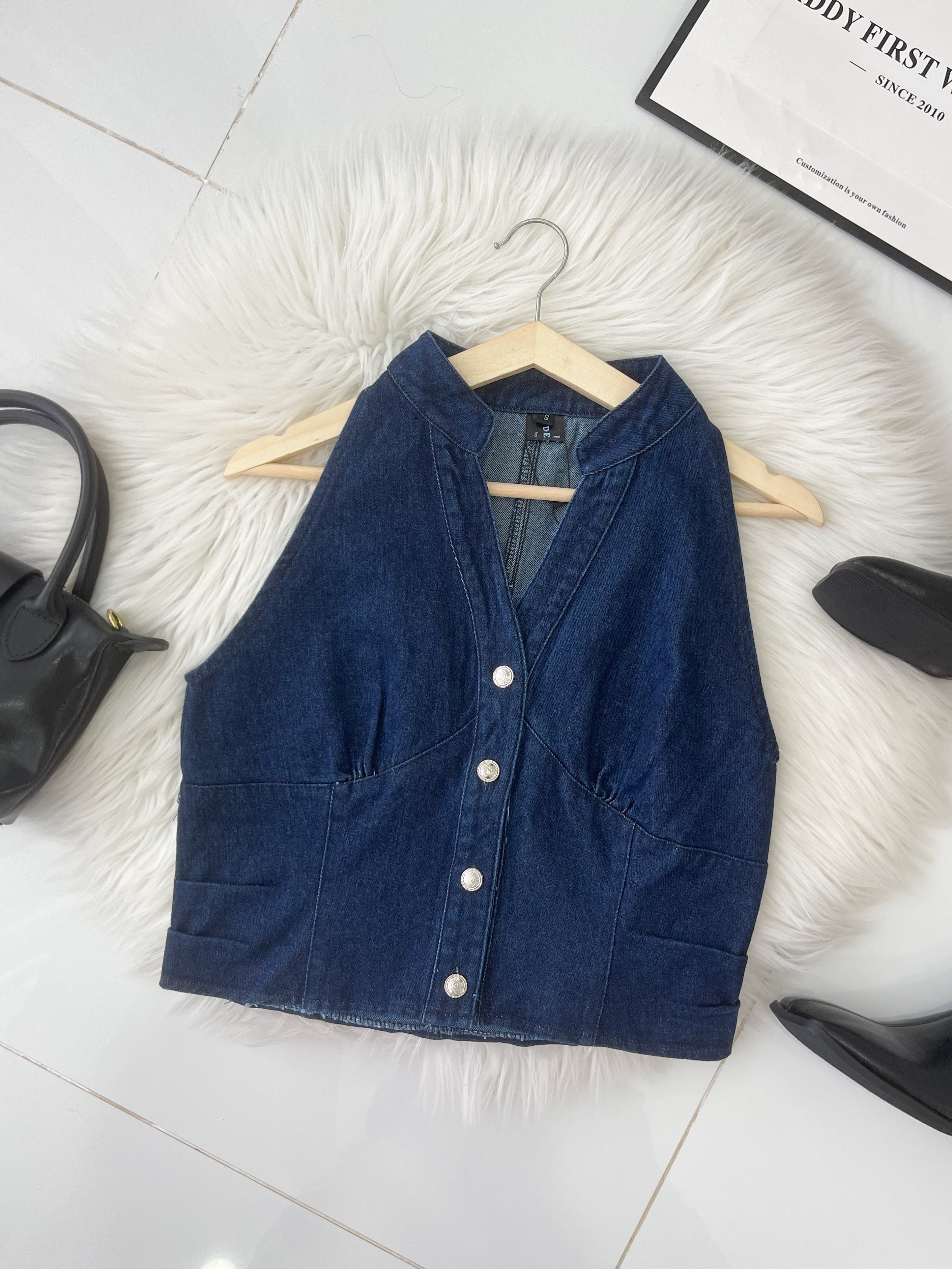 【T6900】高品质欧美御姐风挂脖显锁骨削肩牛仔上衣 ❤❤