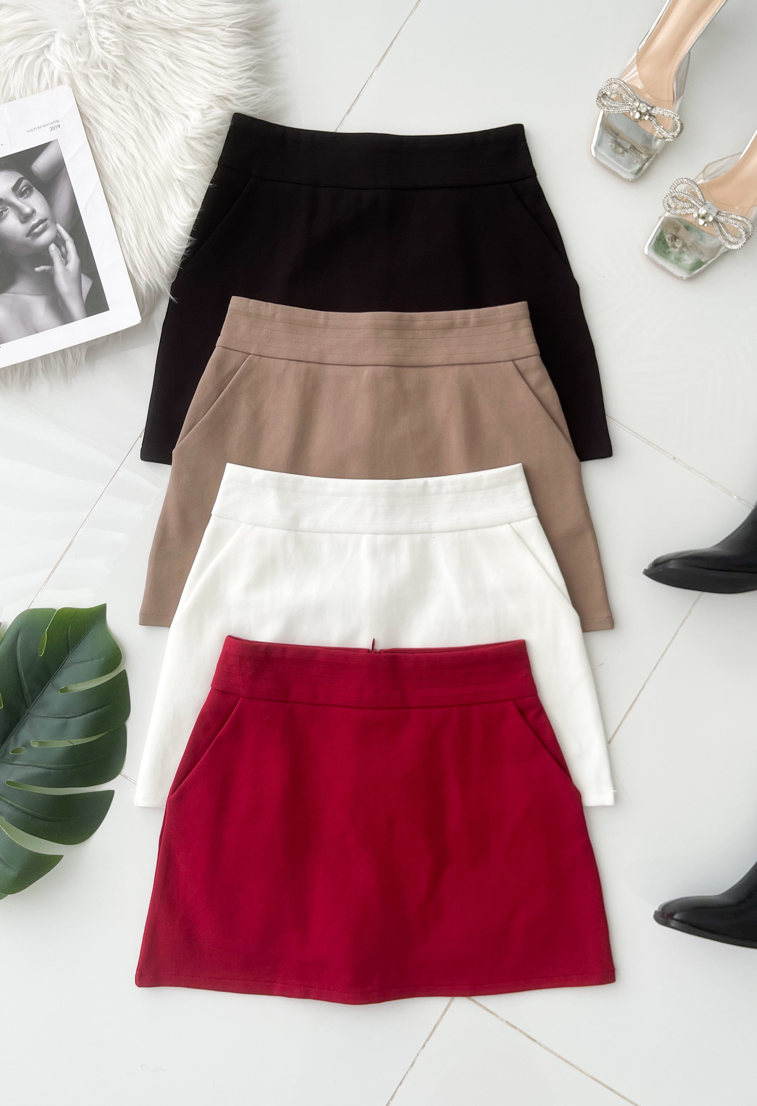 【S50007 / 37611】高品质显腰显瘦简约A字罗马高腰百搭裙子，内层有里布短裤，有口袋 ❤️❤️