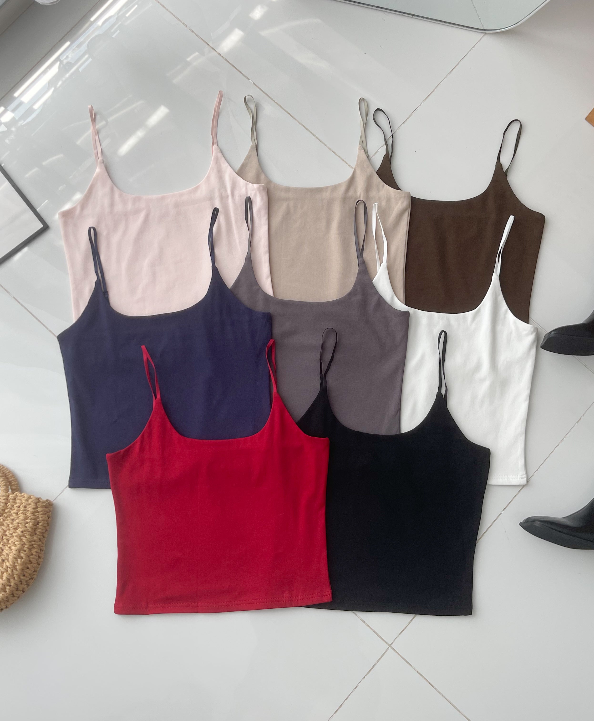 【T14618 / 9192】高品质前双层无痕纯棉弹力自调无袖肩带内搭上衣 ❤️❤️