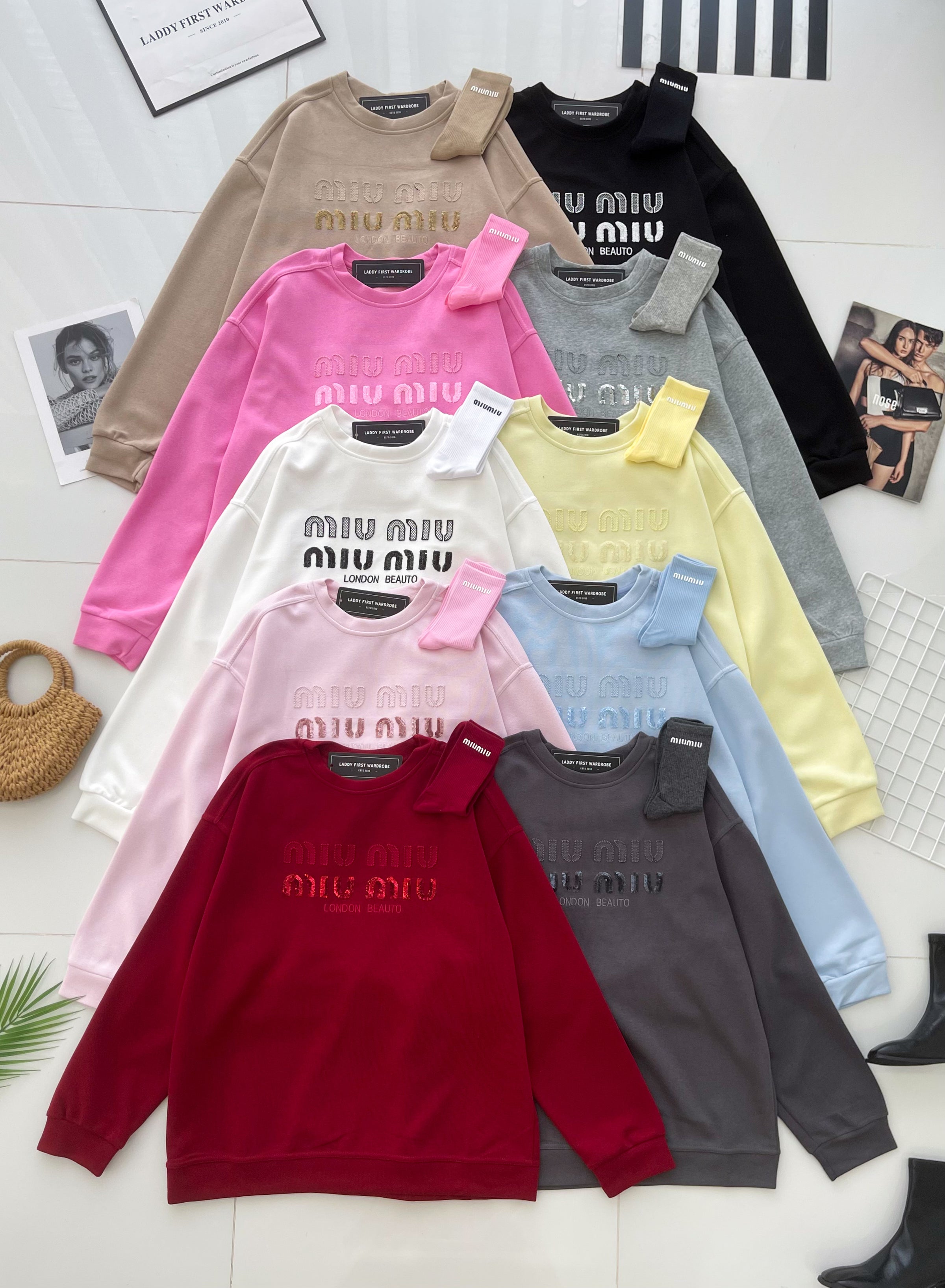 【O80221】高品质三件套男女同款厚实卫衣棉Oversized 潮流时尚长袖上衣 ❤️❤️上衣👕➕袜子🧦【A-RU10】