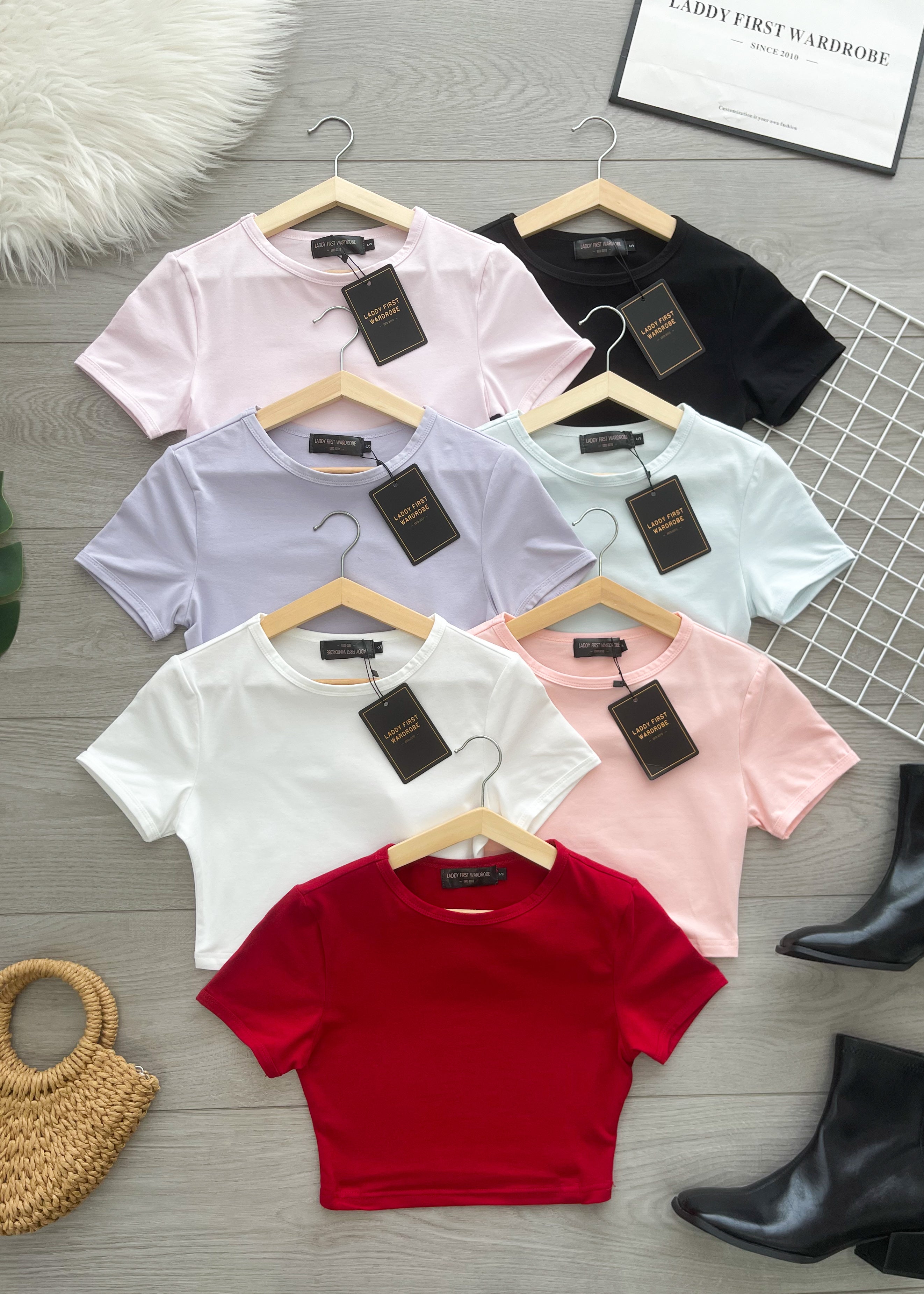 【T3543】独家爆款高品质百搭必备款纯棉弹力短版百搭短袖上衣 ❤❤