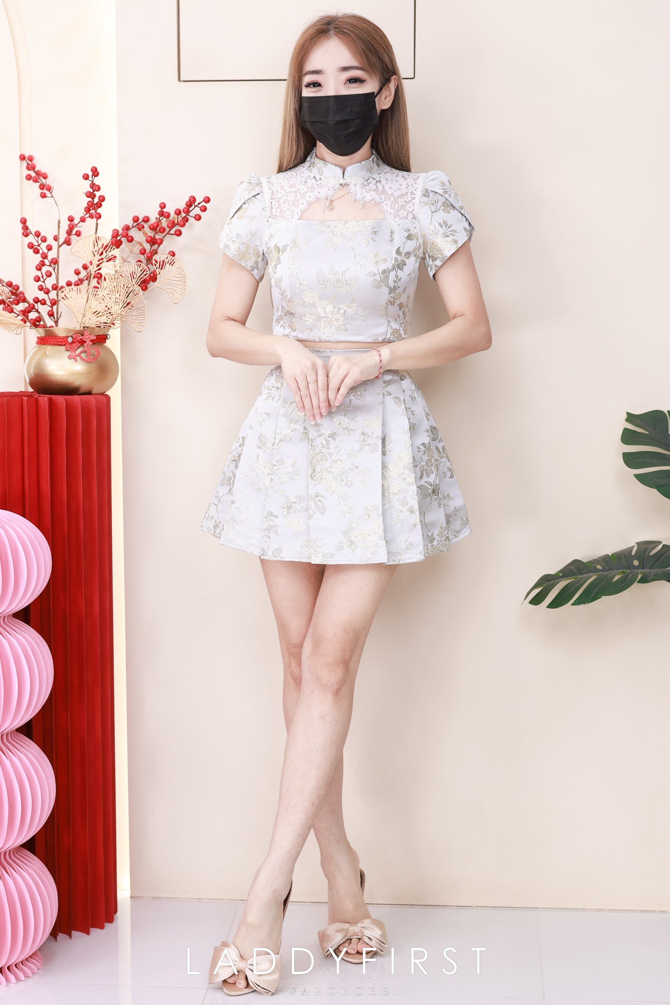 【SS21581 / 37123】高品质两件式新中式提花旗袍套装 泡泡袖提花旗袍上衣➕提花百褶高腰裙子，内层有里布短裤 ❤️❤️