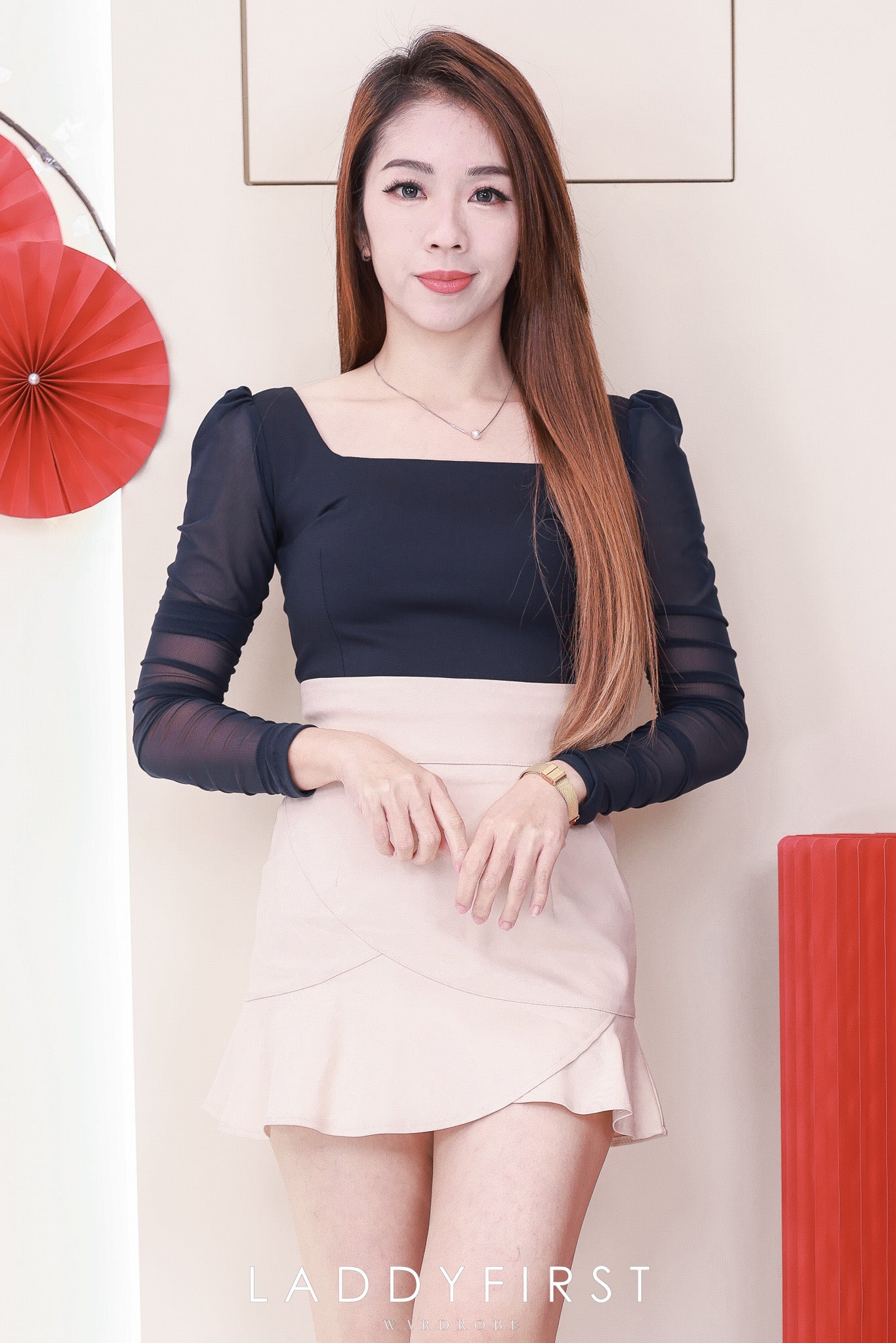 【SS15032】【网站福利款✨】独家爆款两件式西装时装套装 西装拼接网纱长袖上衣➕荷叶摆西装高腰裙子，内层里布短裤，有口袋 ❤️❤️【C-R3-C2】