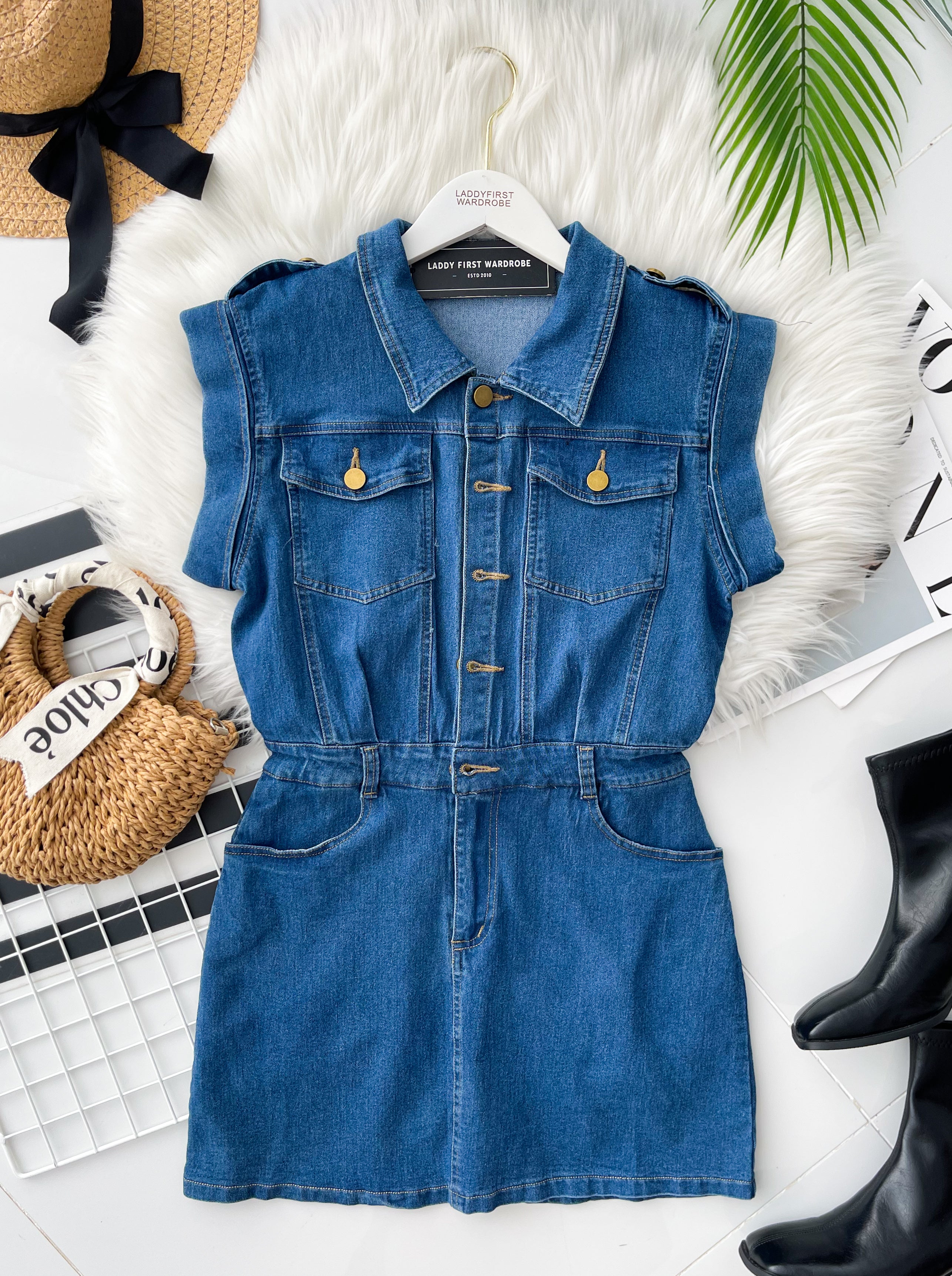 【D121443】高品质韩风简约翻领短袖COTTON JEANS牛仔连身裙子，内层有安全裤，有口袋 ❤️❤️