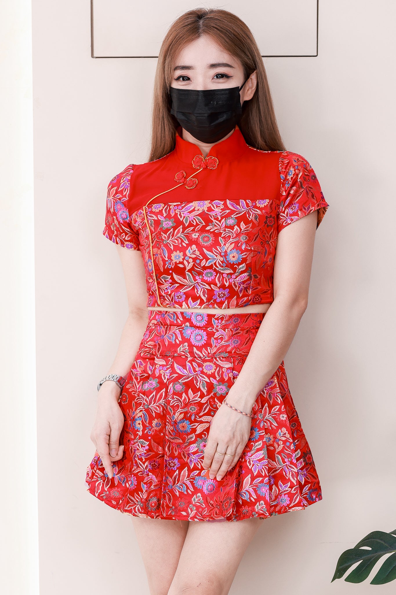 【SS8235991】【LFW独家小圆饼】高品质两件式新中式高端国风提花旗袍套装 提花拼接透气网纱旗袍短袖上衣➕提花高腰百褶裙子，内层有里布短裤 ❤️❤️