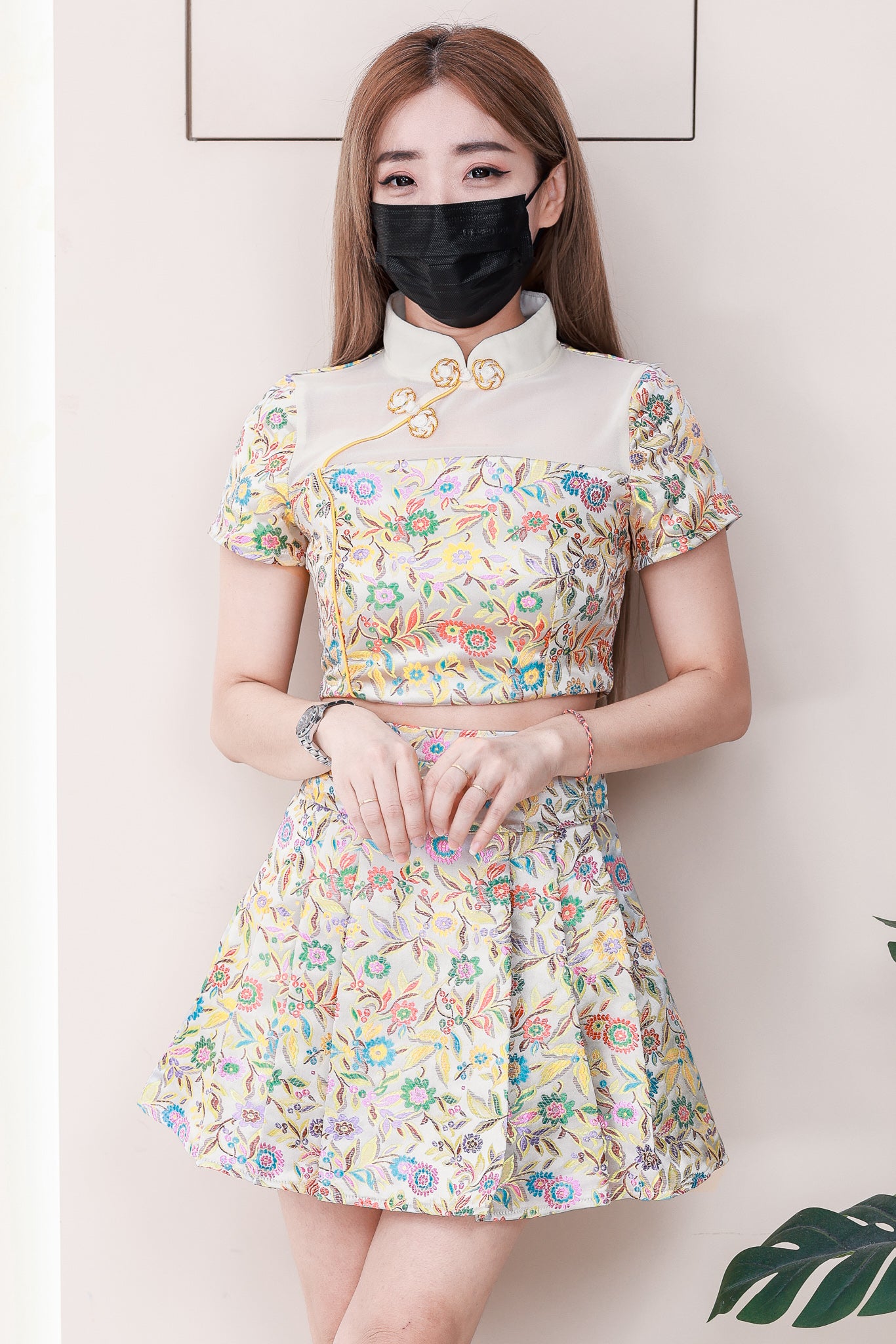 【SS8235991】【LFW独家小圆饼】高品质两件式新中式高端国风提花旗袍套装 提花拼接透气网纱旗袍短袖上衣➕提花高腰百褶裙子，内层有里布短裤 ❤️❤️