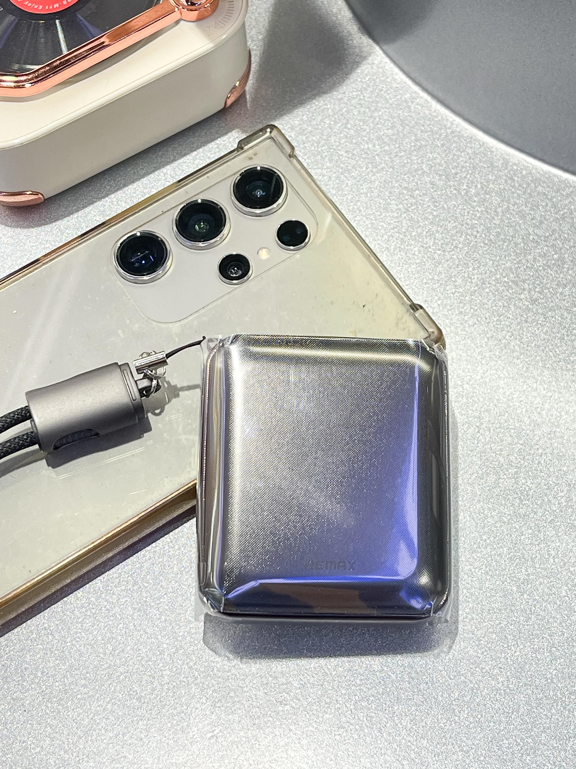 【DG6180】**现货** REMAX正品专卖快充充电宝 🔋