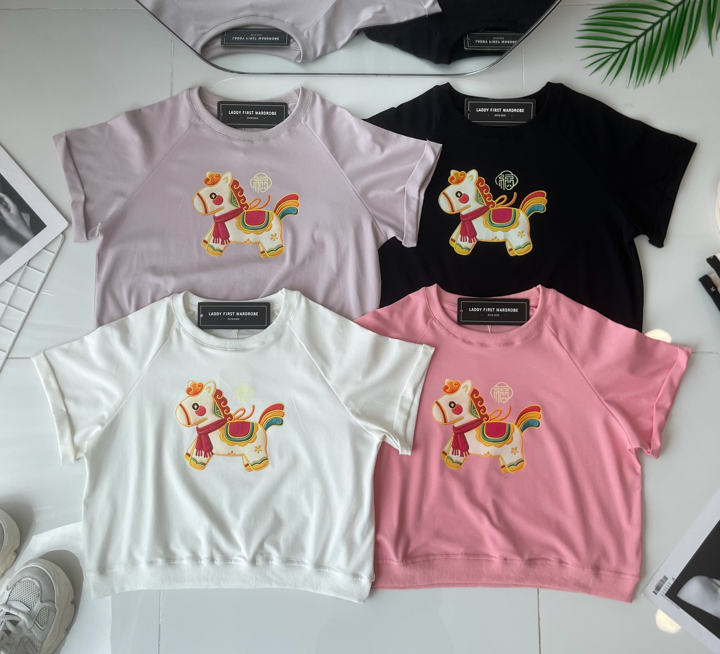 【T14013】高品质印花马图纯棉弹力宽松版简约百搭上衣 ❤❤