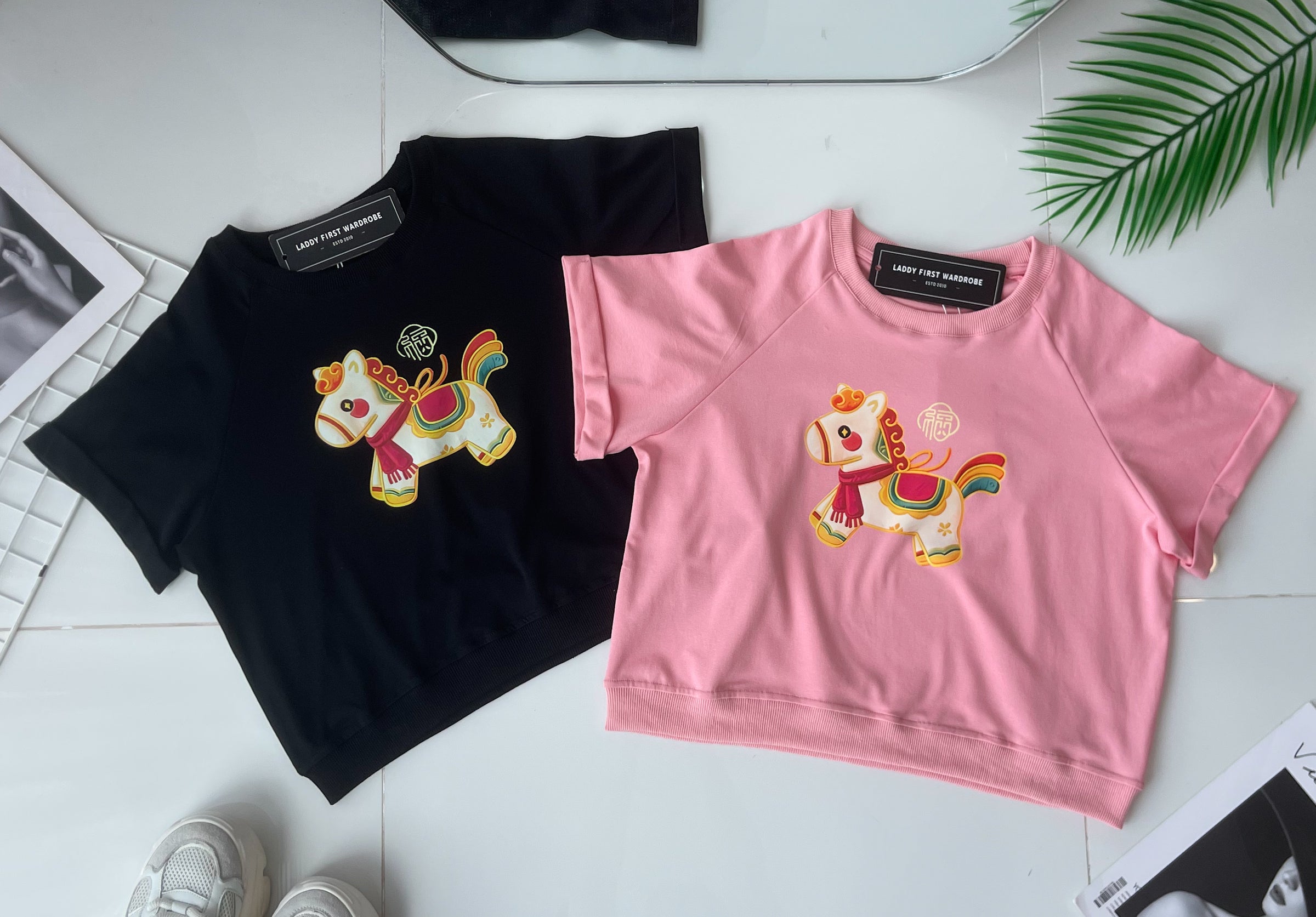 【T14013】高品质印花马图纯棉弹力宽松版简约百搭上衣 ❤❤
