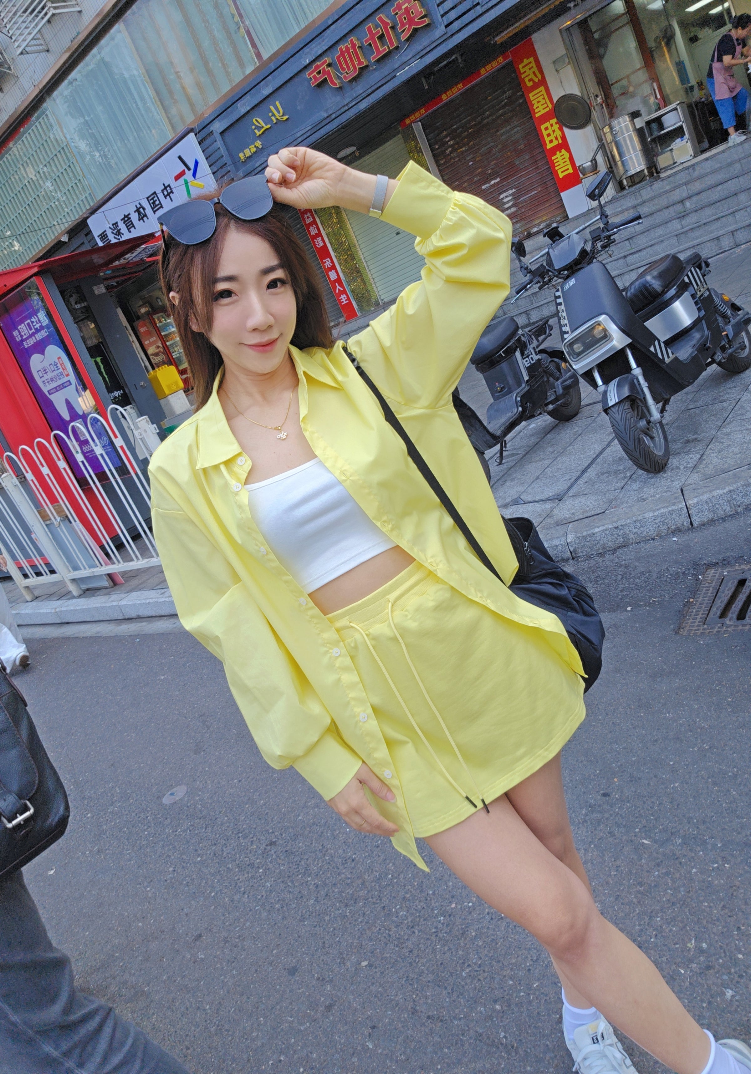 【P0320】✨现货✨ 小红书爆款遮阳神器❤️❤️ 气质墨镜旅行海边街拍墨镜 🕶️【YJ0320】