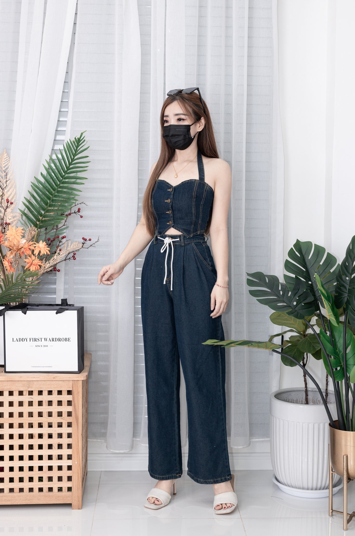 【SS1671】两件式牛仔套装 背带抹胸挂脖上衣，后副伸缩弹力➕牛仔高阔脚腰长裤，有口袋
