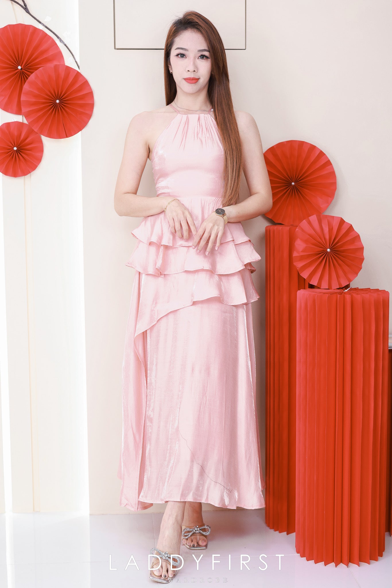 【D81546 / 37108】高品质超仙气高端流光飘逸感层次CUT IN连身长裙 ❤❤ 【A-R2-C1】