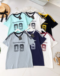 【T14260 / 9062】高品质V领09字母拉线设计纯棉OVERSIZED 上衣 ❤❤ 【B-R2-C4】
