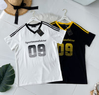 【T14260 / 9062】高品质V领09字母拉线设计纯棉OVERSIZED 上衣 ❤❤ 【B-R2-C4】