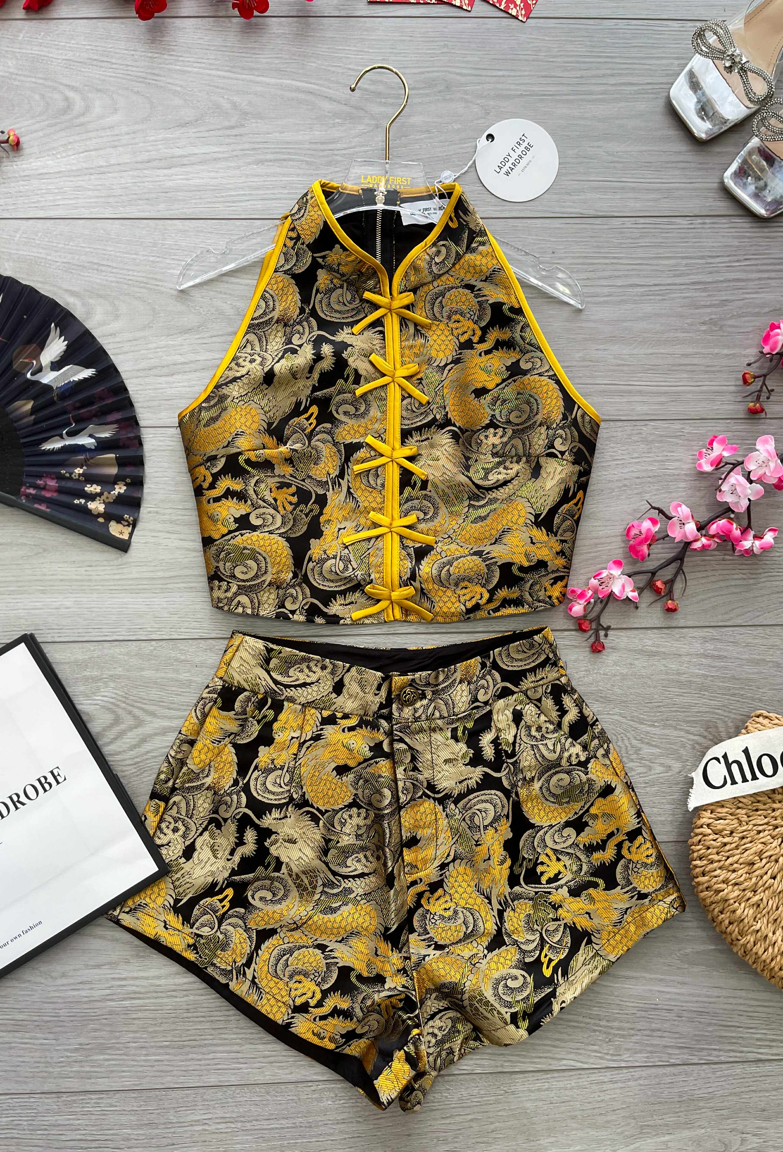 【SS3498】【LFW独家小圆饼】高品质两件式高档CUT IN气质龙纹提花旗袍套装 CUT IN蝴蝶结盘扣提花旗袍上衣➕提花高腰短裤，有口袋 ❤️❤️