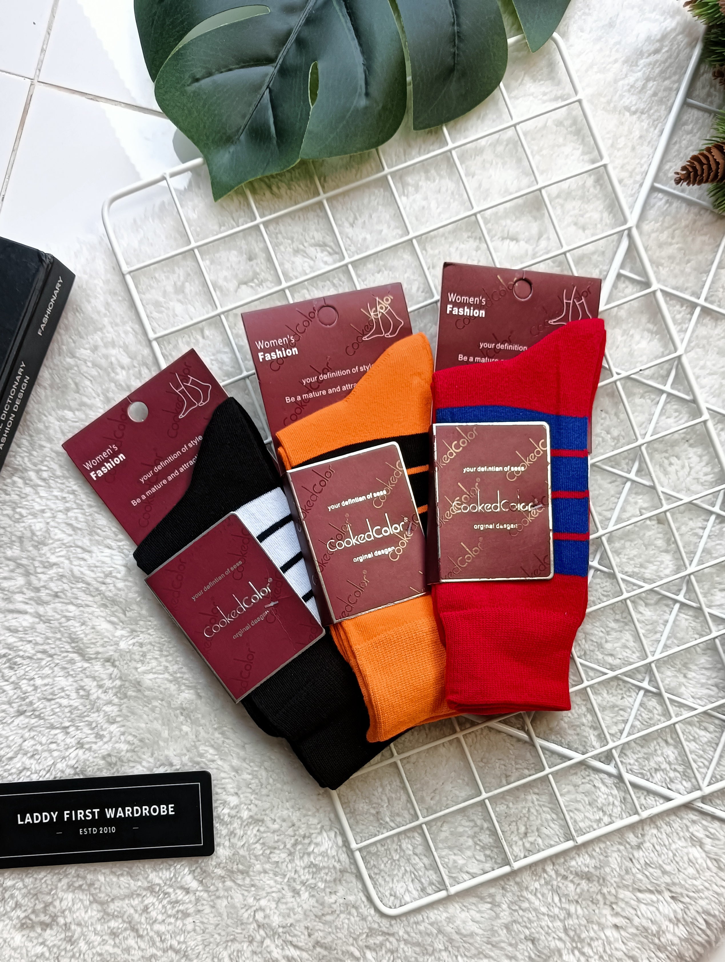 【A8845】高品质棉质Ins风韩版百搭潮透气中长筒袜子 🧦 #透气不闷脚
