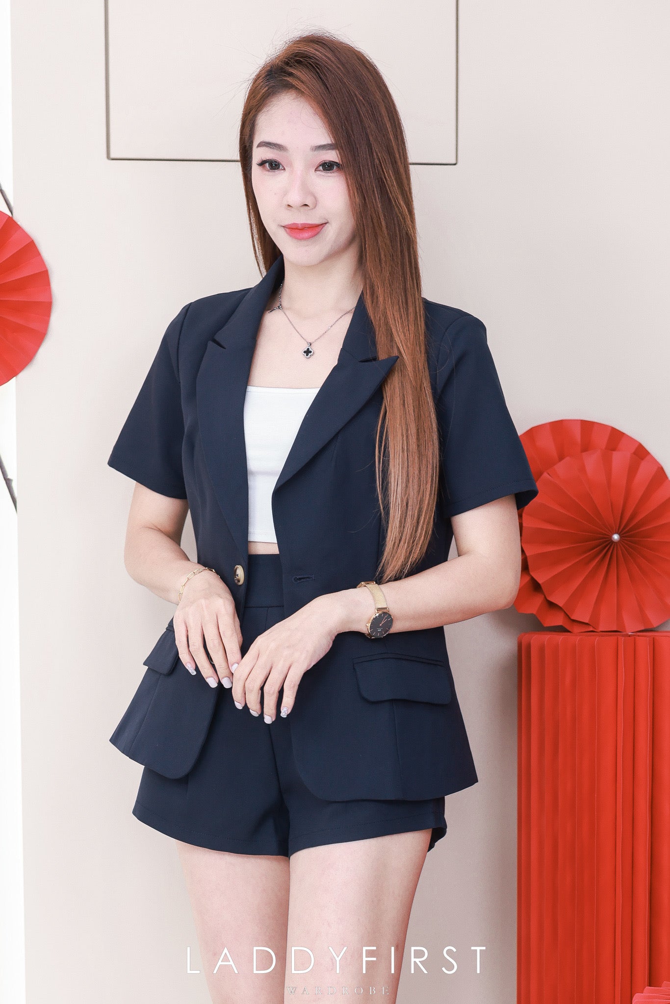 【SS3470】【LFW独家小圆饼】高品质两件式气质西装时装套装 V翻领短袖西装上衣/外套，有口袋➕西装高腰百搭短裤 , 有口袋 ❤❤