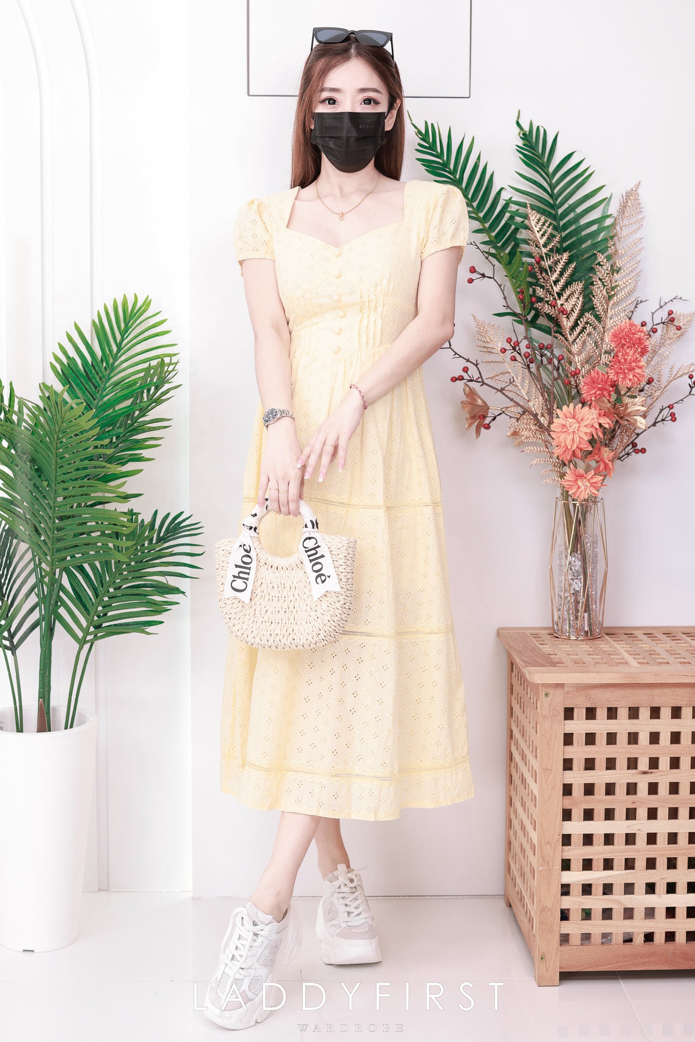 【D38416】高品质爱心领口泡泡短袖铜花简约连身裙子 ❤️❤️