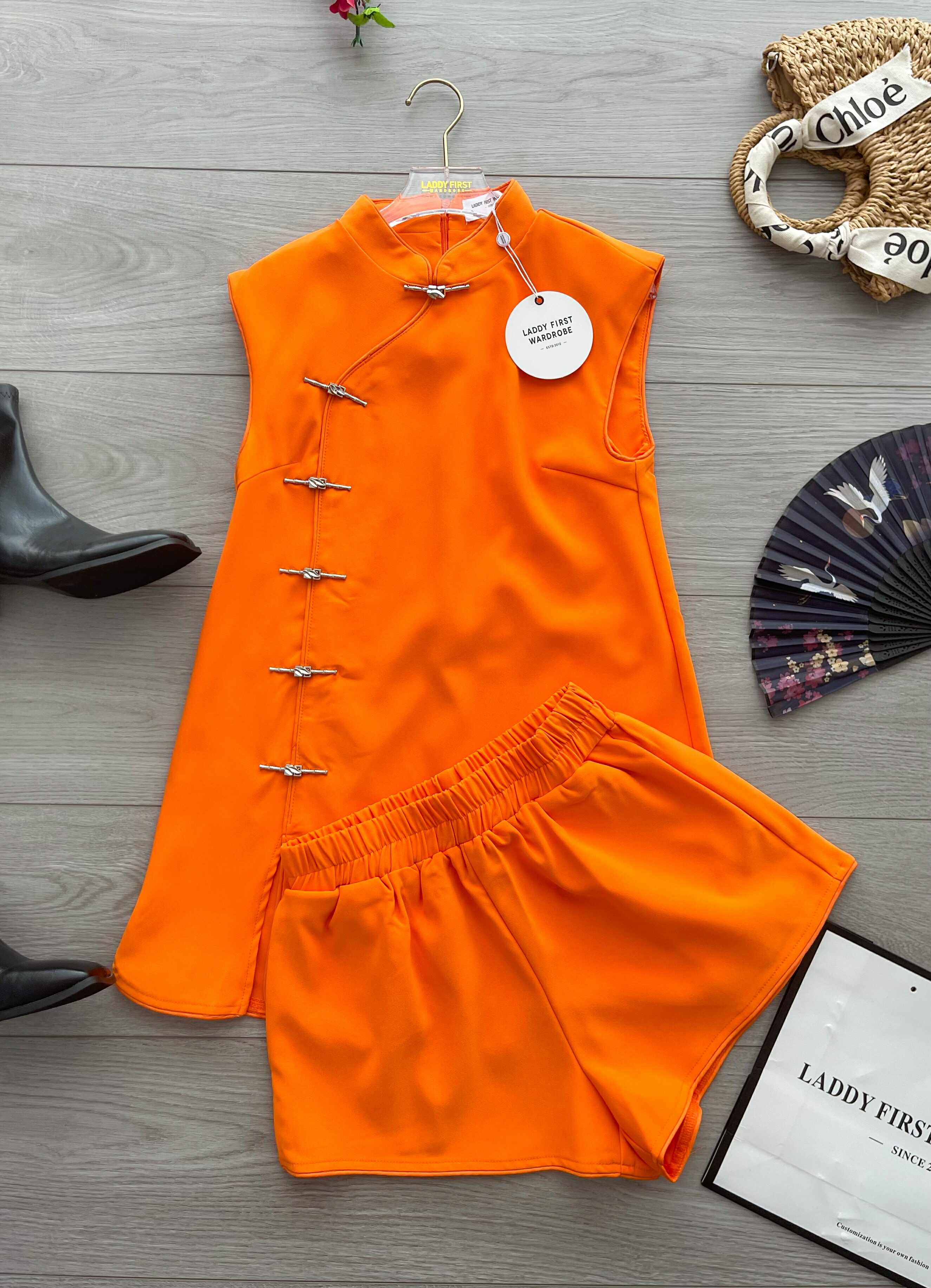 【SS3481】【LFW独家小圆饼】高品质两件式减龄洋气时尚新中式国风西装旗袍套装 排盘扣无袖旗袍连衣裙➕松紧腰弹力高腰百搭短裤，有口袋 ❤️❤️