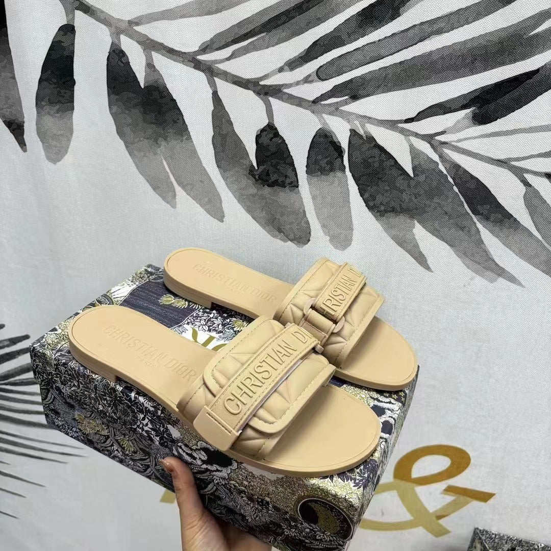【R888】高品质小众气质百搭凉鞋 ❤️❤️