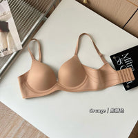 【A2883】＊内衣套装组合＊ 高品质极简约纯色提拉软支撑无痕内衣 ➕ 内裤 ❤️