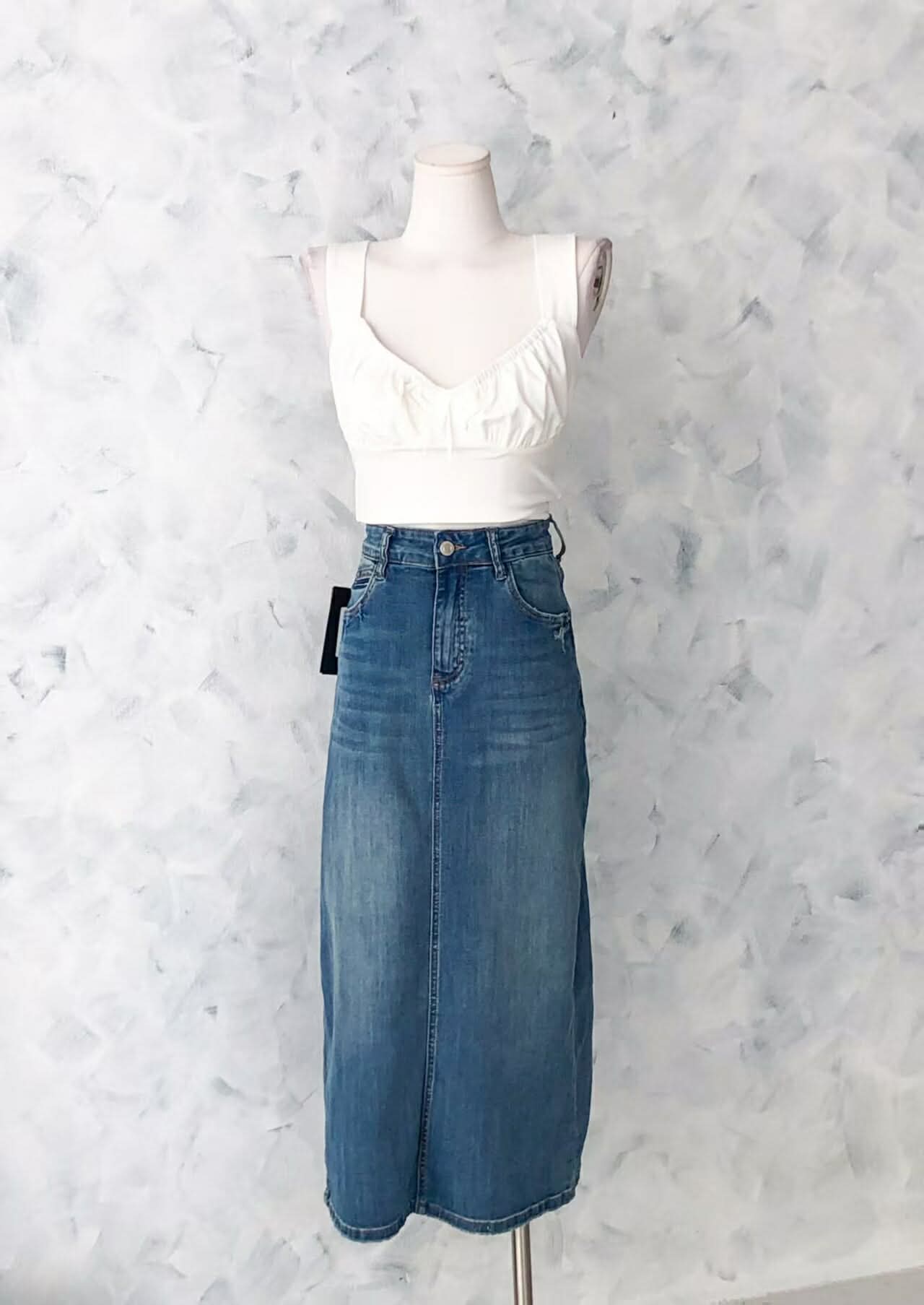 【L1695】高品质COTTON JEANS牛仔高腰七分长裙，后中开叉设计，有口袋❤️❤️