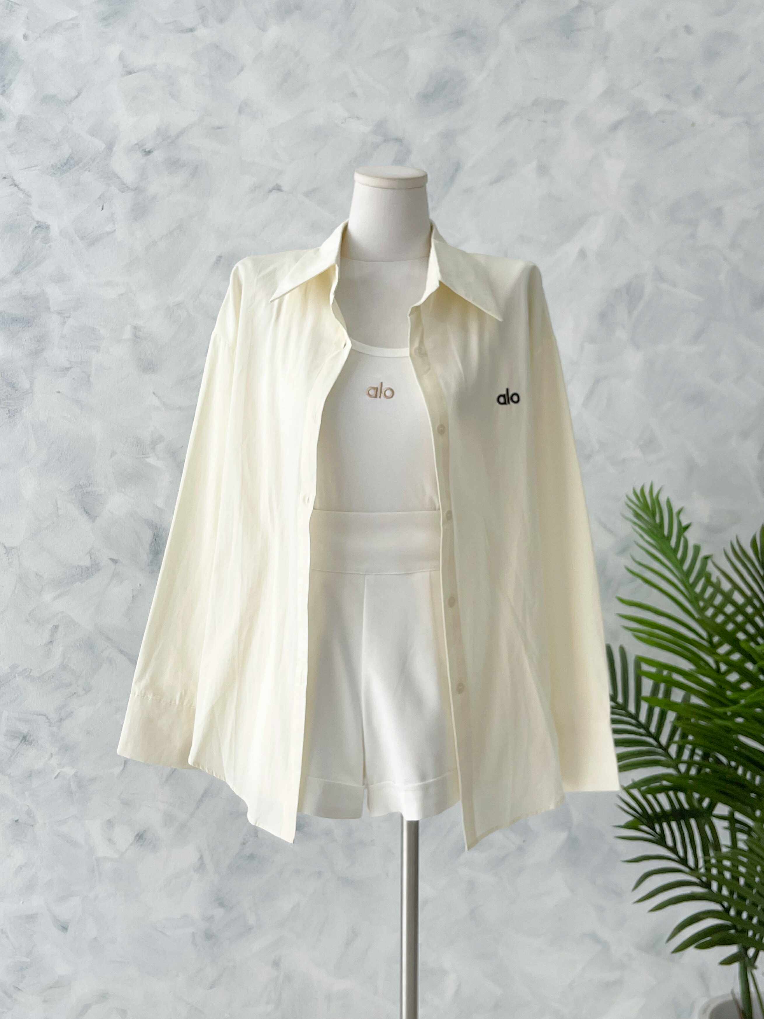 【T2137】高品质alo 刺绣韩式宽松版翻领长袖衬衫上衣➕纯棉弹力内搭上衣❤❤