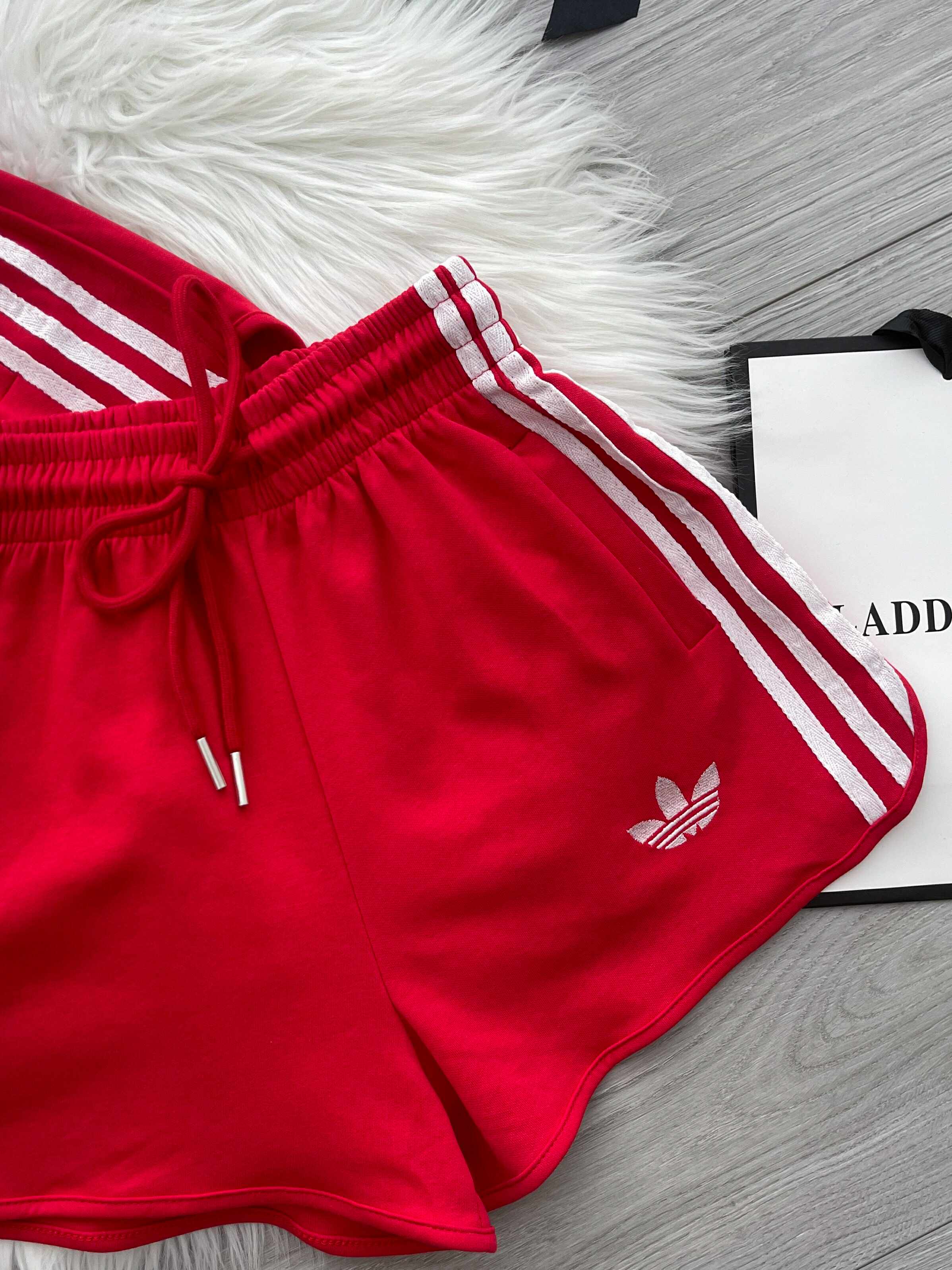 【S25079】高品质卫衣棉抽绳松紧弹力adidas刺绣休闲运动短裤，有口袋 ❤️❤️