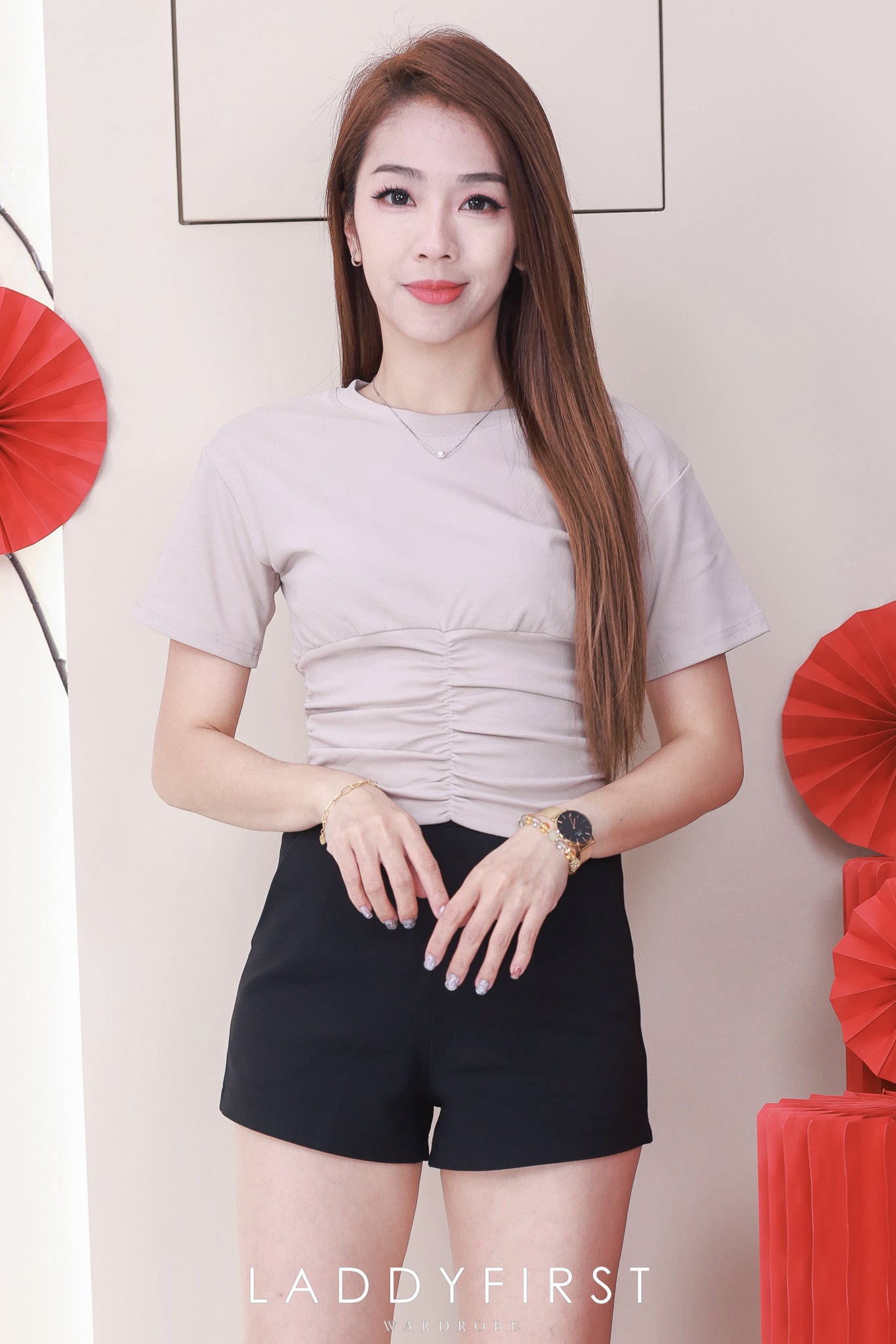 【T97947】高品质圆领腰节收腰设计纯棉弹力百搭上衣 ❤❤