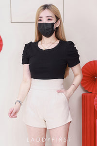 【S3356】 🧧 宠粉福利回馈 🧧 *版型推荐 * LFW独家爆款高品质版型绝美高腰显瘦高腰西装百搭短裤，有口袋 #内层有里布 #百搭必备 🔥🔥 【C-R3-C3】