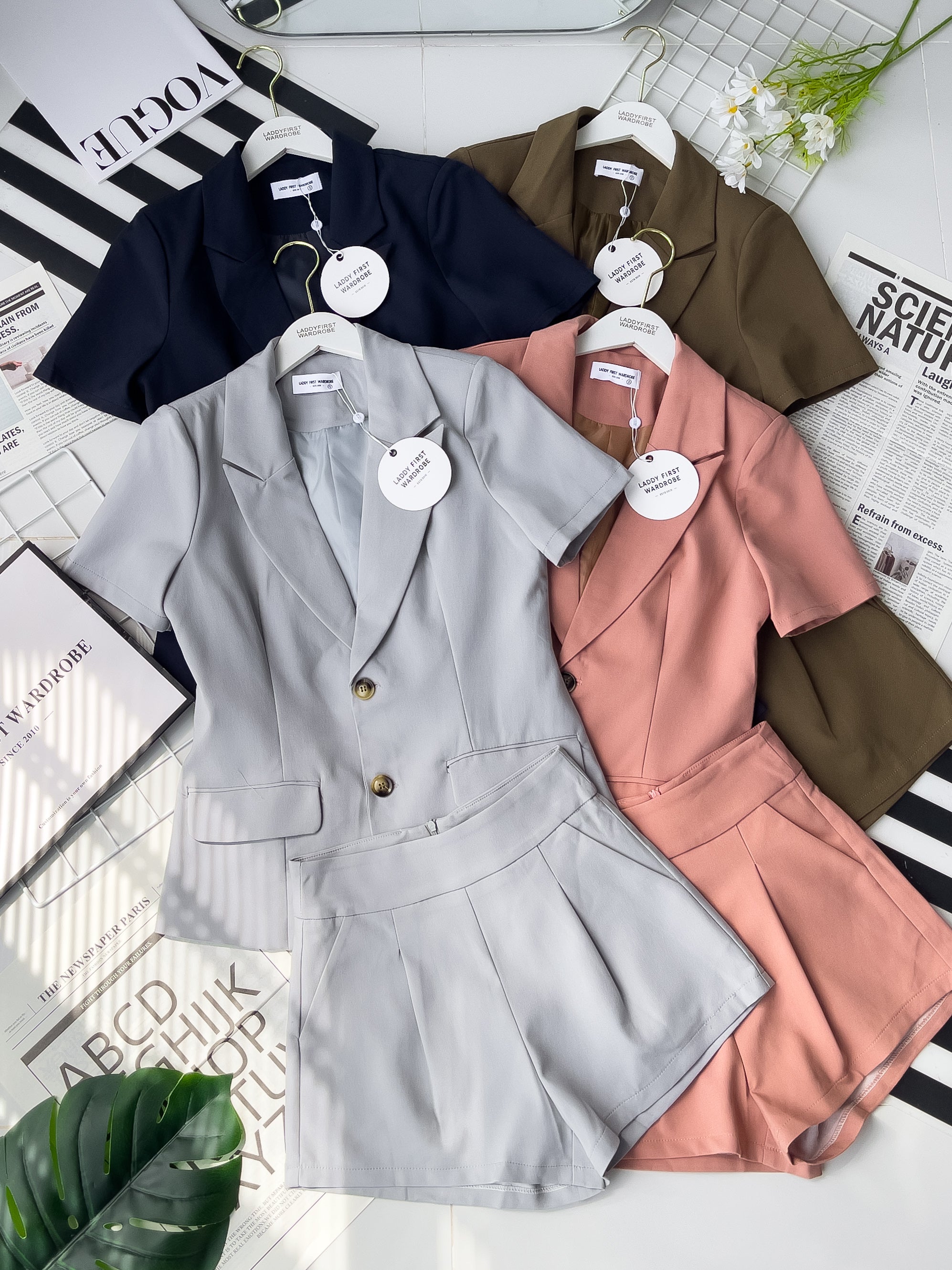 【SS3470】【LFW独家小圆饼】高品质两件式气质西装时装套装 V翻领短袖西装上衣/外套，有口袋➕西装高腰百搭短裤 , 有口袋 ❤❤