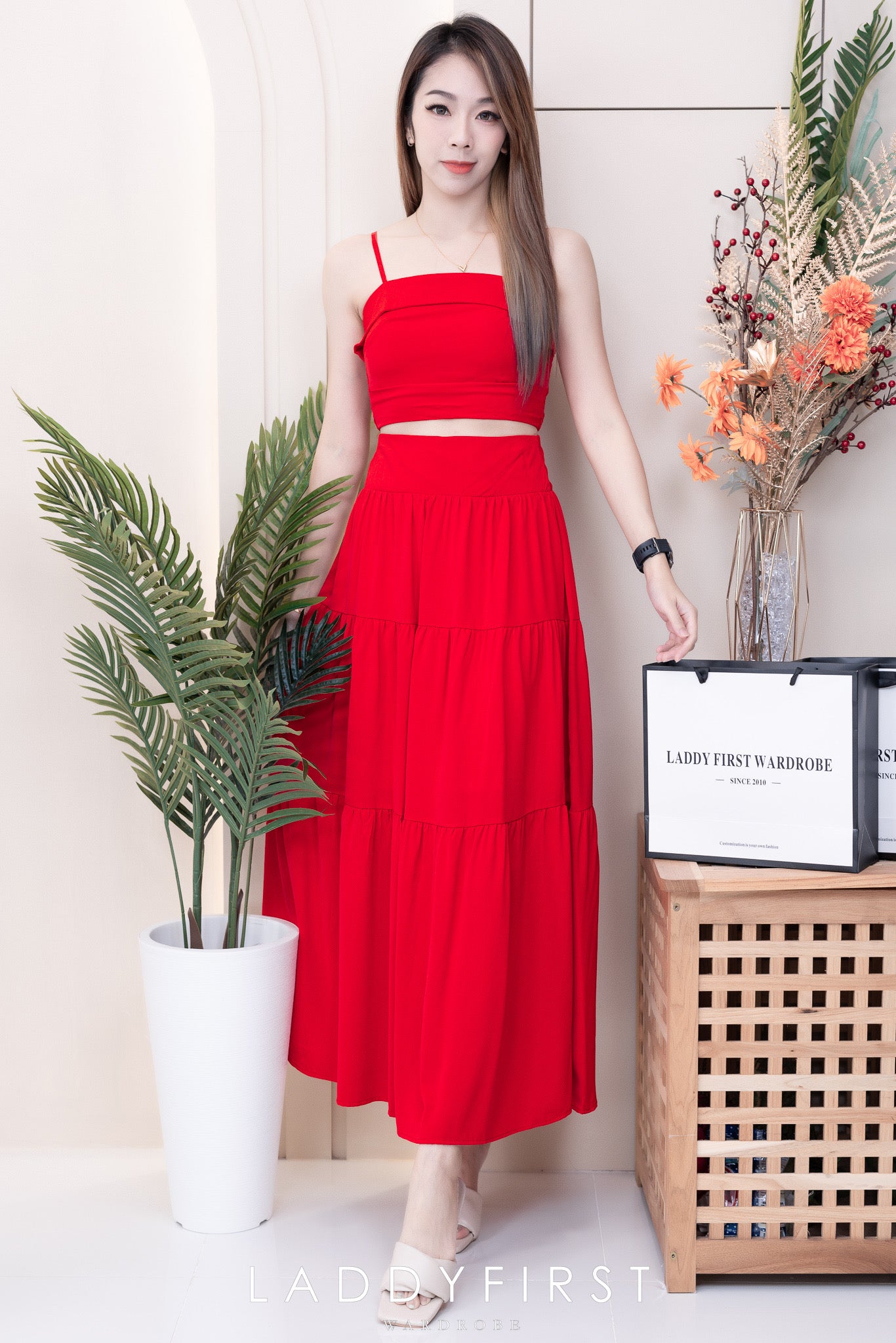 【SS32189】LFW独家爆款两件式仙气温柔风雪纺套装 自调无袖肩带抹胸上衣，后副伸缩弹力➕高腰显瘦大摆蛋糕长裙，内层有里布 ❤️❤️ 【B-R1-C3】