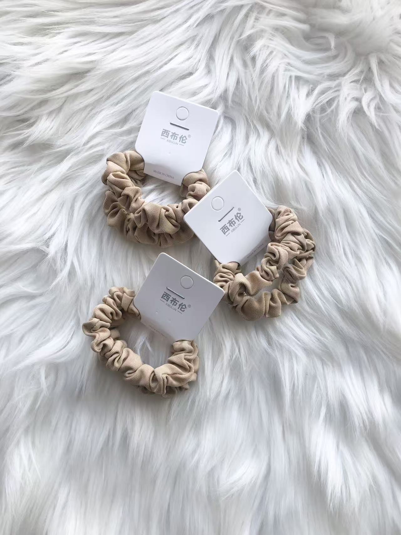 【A4000】高级感简约气质皱褶小肠发圈 ❤️