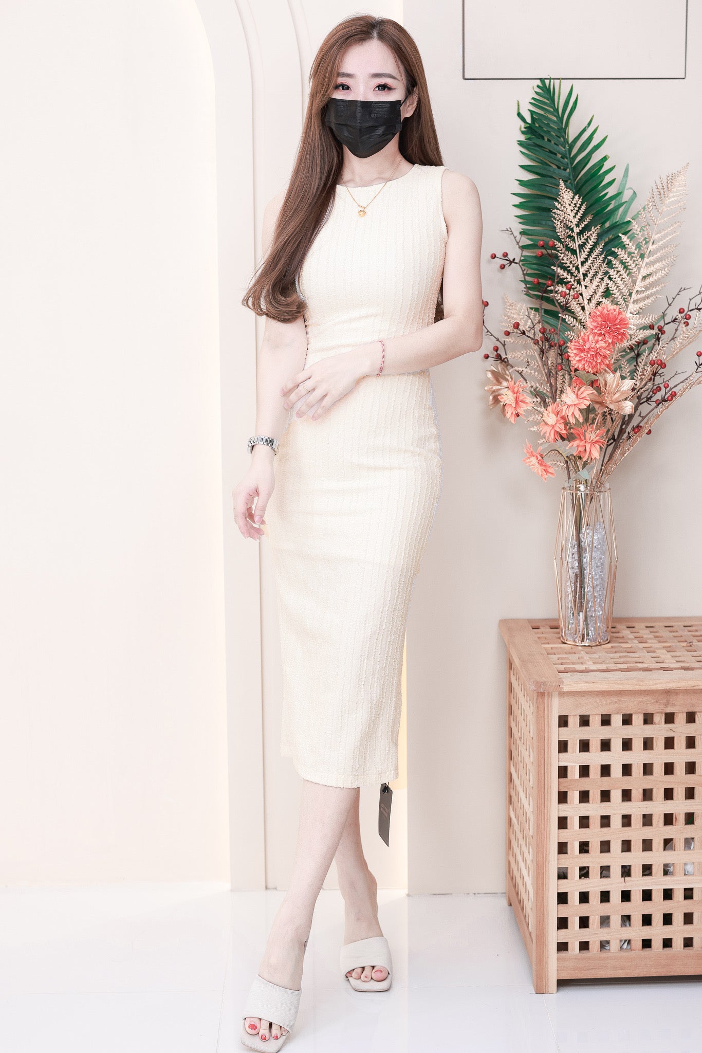 【D24153】慵懒风气质韩系无袖修身显腰连身裙子，面料有弹性，后中开叉设计  ❤️❤️