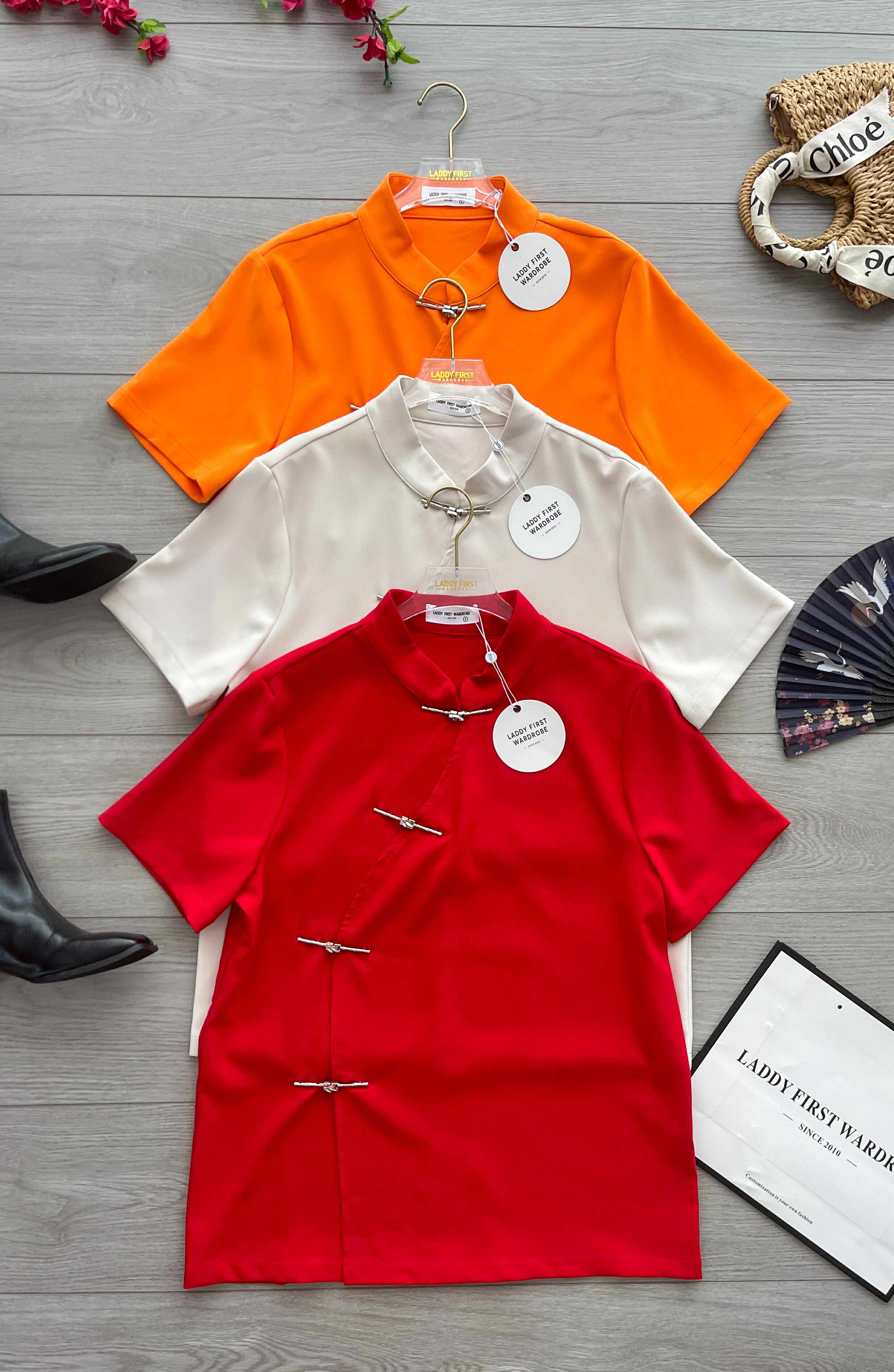 【T3482】【LFW独家小圆饼】高品质男女同款西装短袖金属盘扣唐装旗袍上衣，有口袋 ❤️❤️