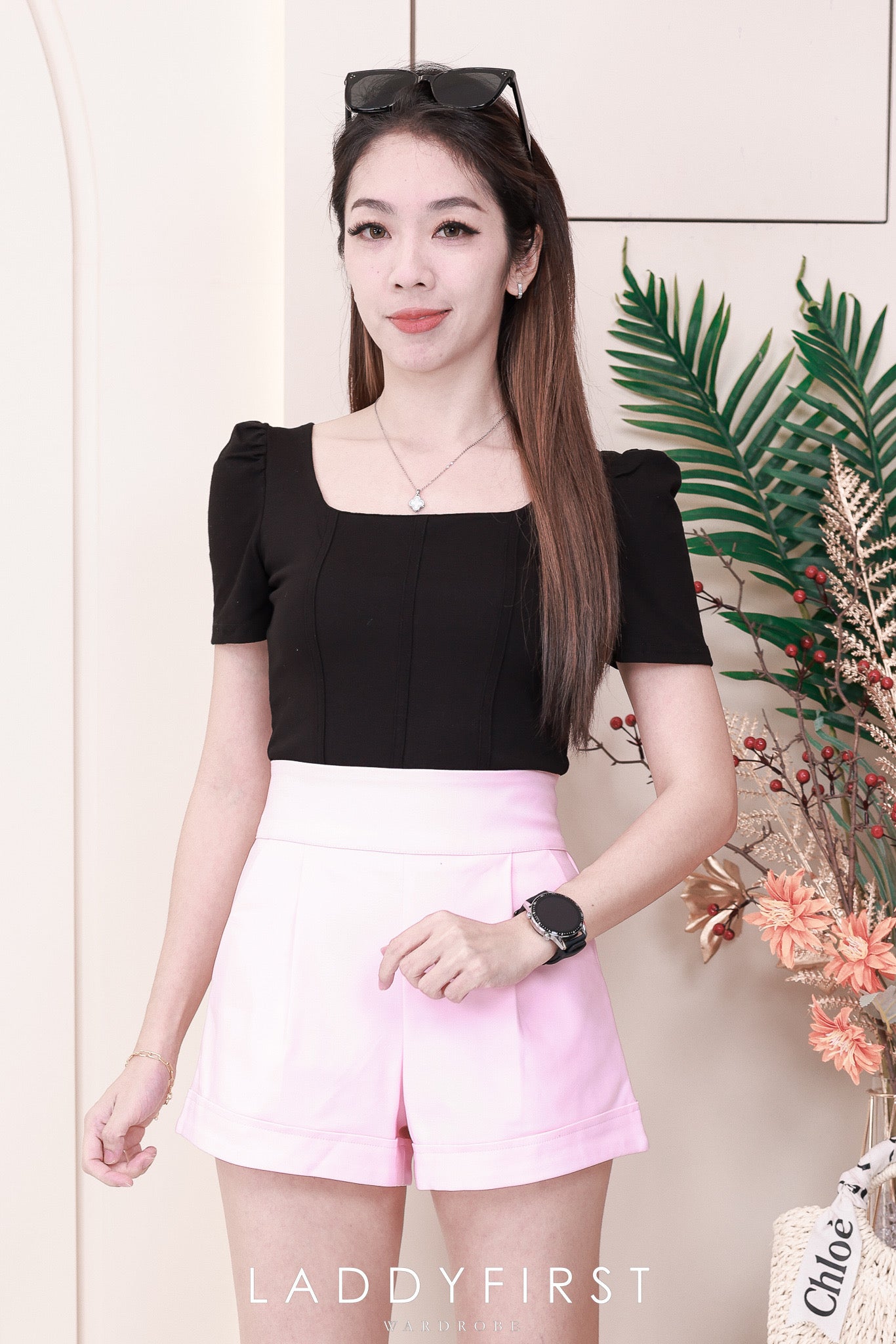 【S6422】✨独家爆单王✨ 独家定制款高品质简约日常西装万能高腰阔腿百搭短裤，有口袋 后中拉链 ❤️❤️ 【D-R1-C4】