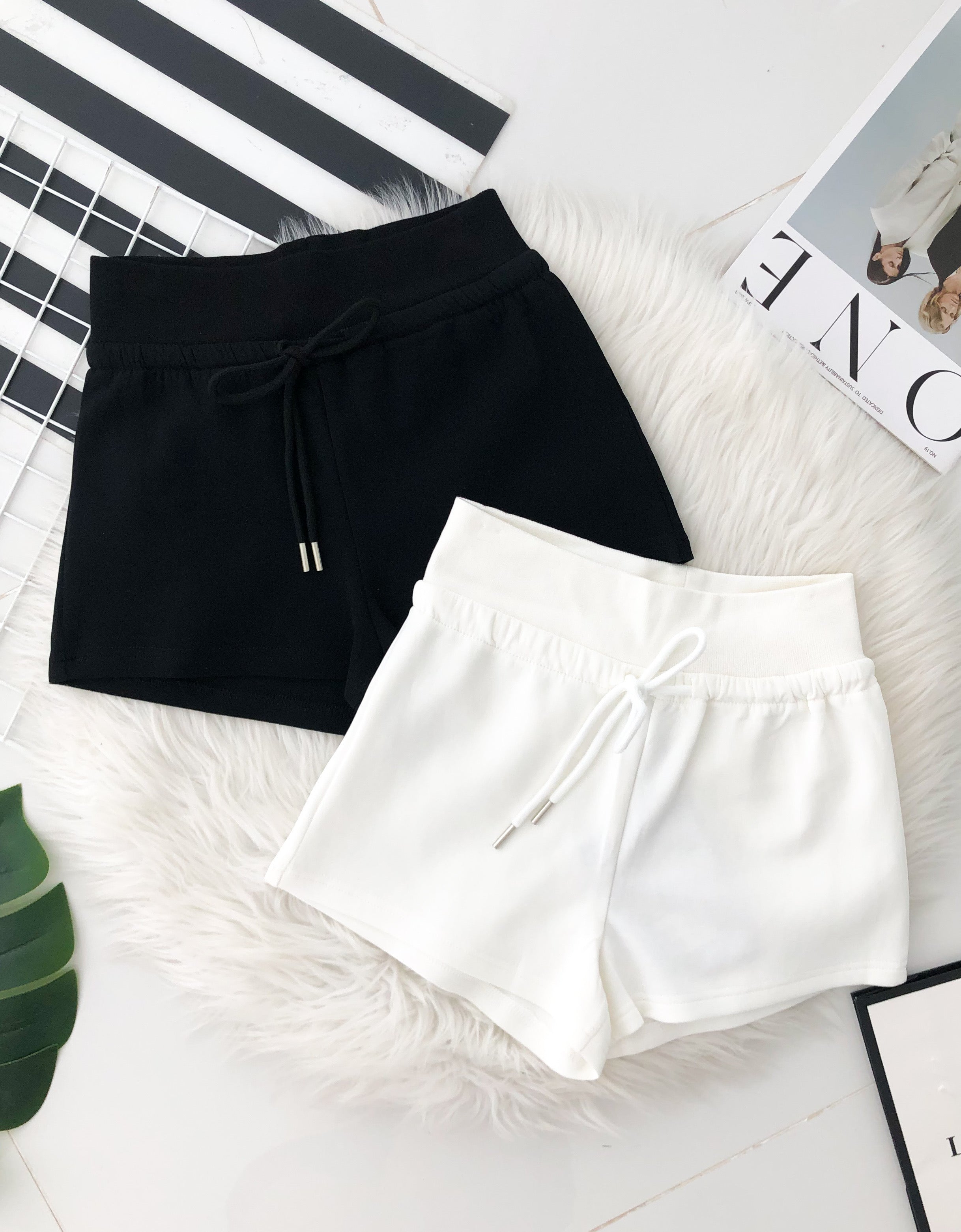 【S677】高品质空气棉松紧腰弹力运动休闲百搭短裤，有口袋 ❤️❤️