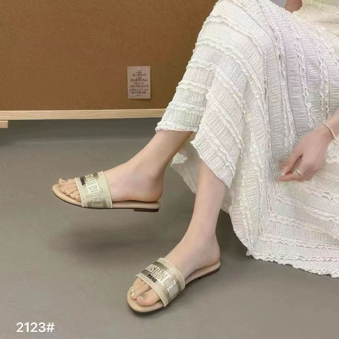 【R2123】 ✨现货✨高品质气质透气蕾丝尖头高跟鞋 👠