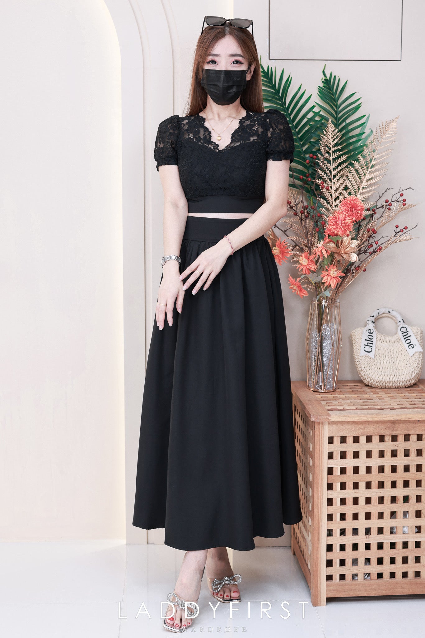 【SS3433】【网站福利款✨】【LFW独家小圆饼】高品质两件式高端气质时装套装 短袖蕾丝时装上衣➕中长款西装高腰裙子 ❤️❤️【D-R3-C5】