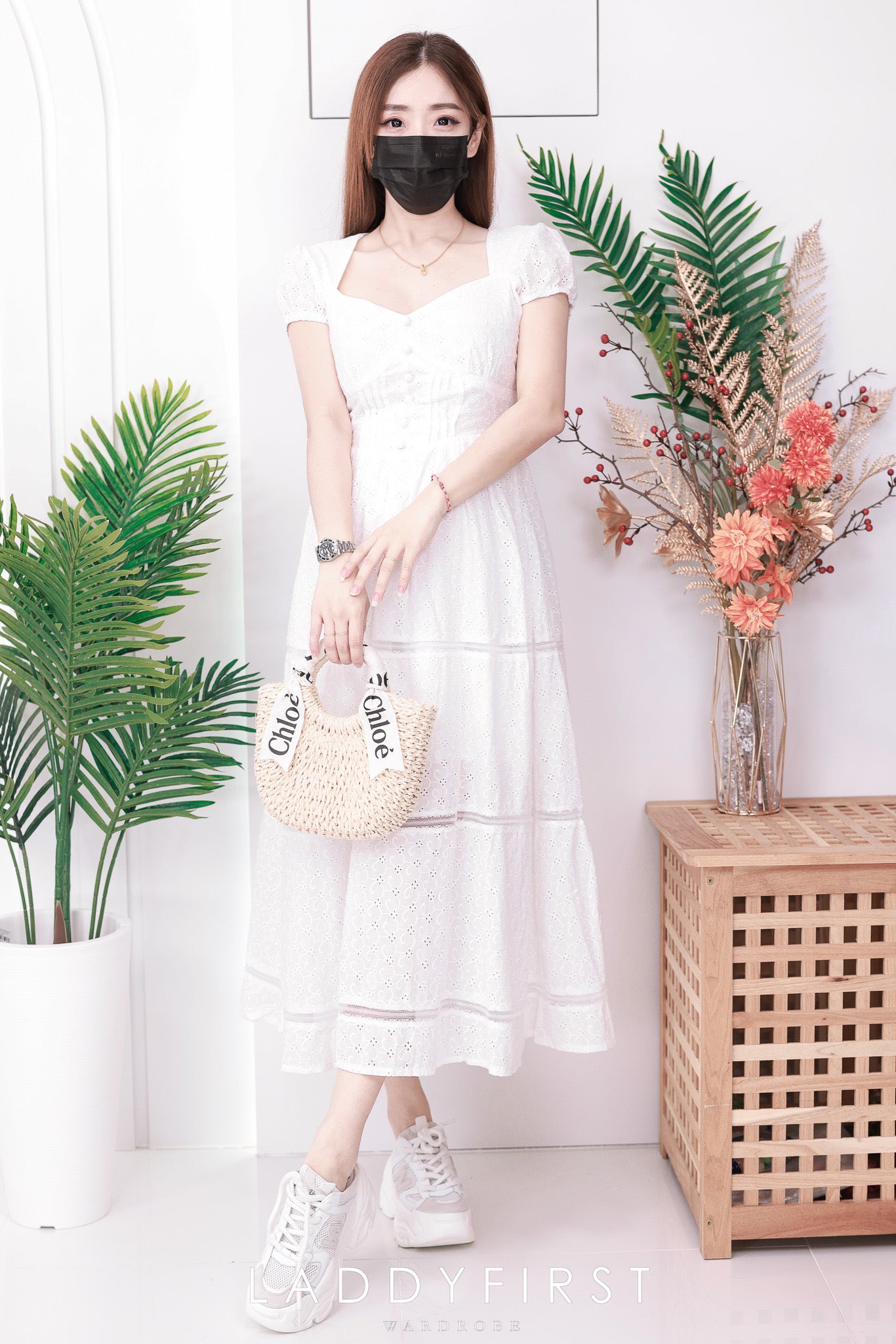 【D38416】高品质爱心领口泡泡短袖铜花简约连身裙子 ❤️❤️