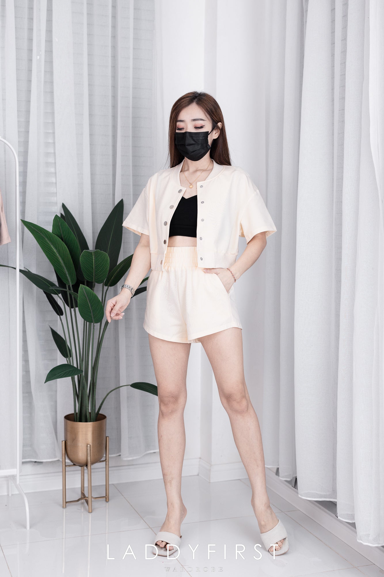 【SS110405】两件式卫衣棉休闲套装 排纽扣宽松短袖上衣/外套➕松紧腰休闲短裤，有口袋