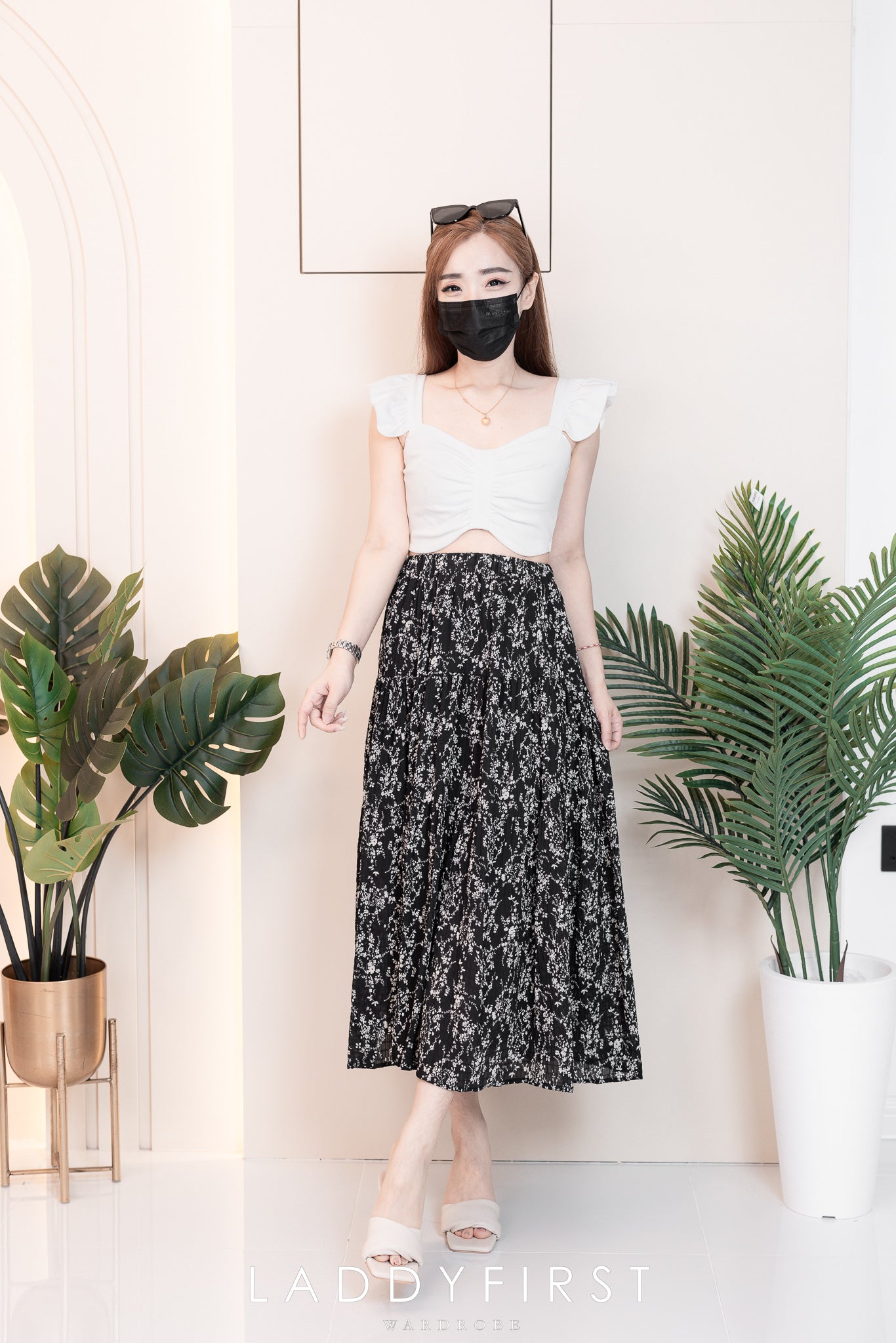 【T3373】独家爆款无袖荷叶边皱褶设计纯棉百搭时装上衣 ❤❤ 【C-R3-C4】